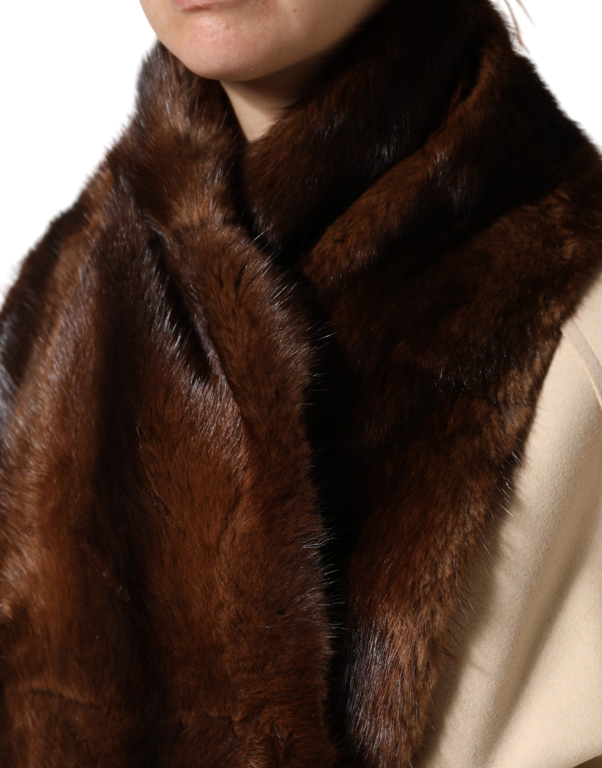 Dolce & Gabbana Schal aus Fell mit schwarz-braunem Streifenmuster