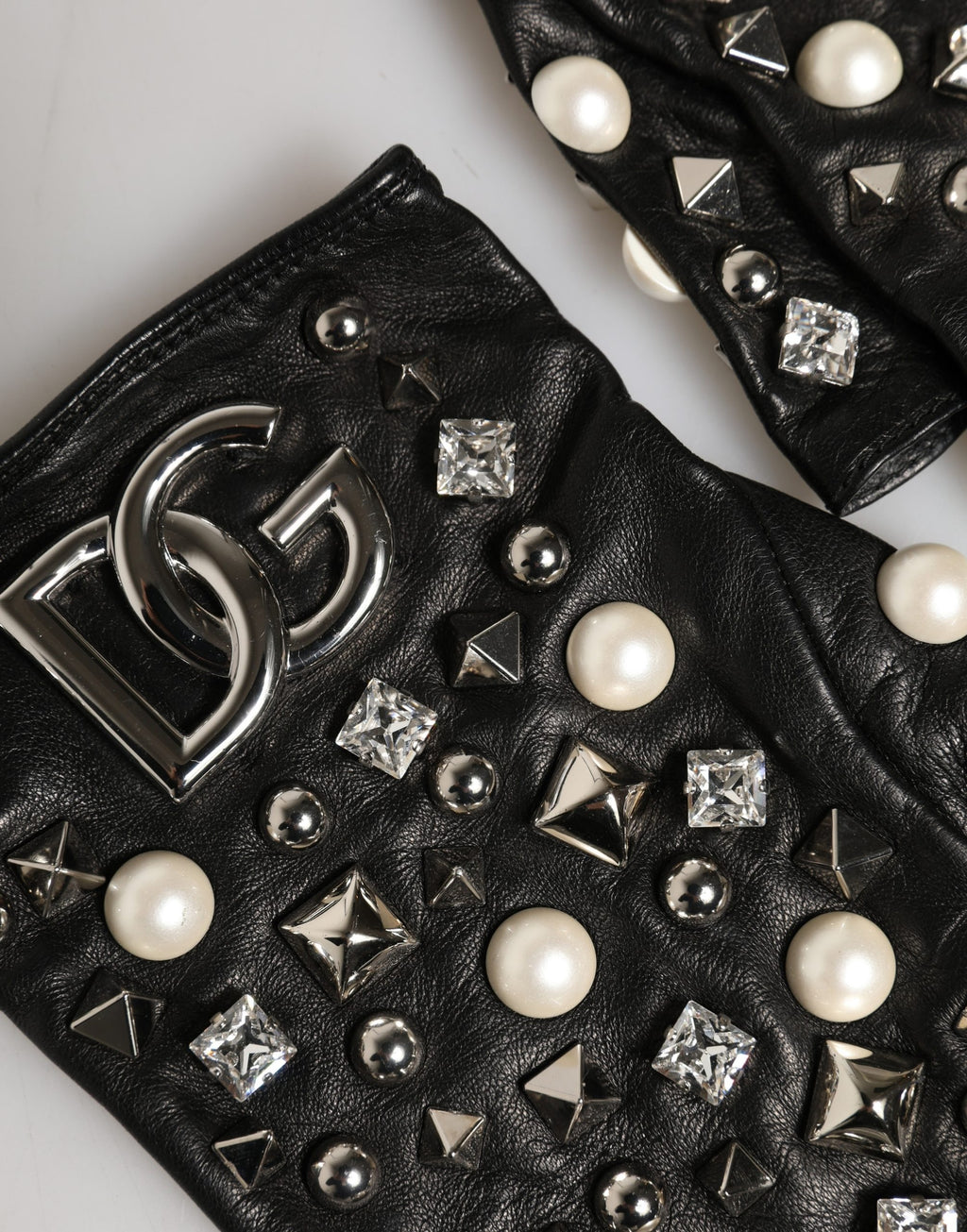 Dolce & Gabbana Black Pearl Embellished Wrist Length Gloves