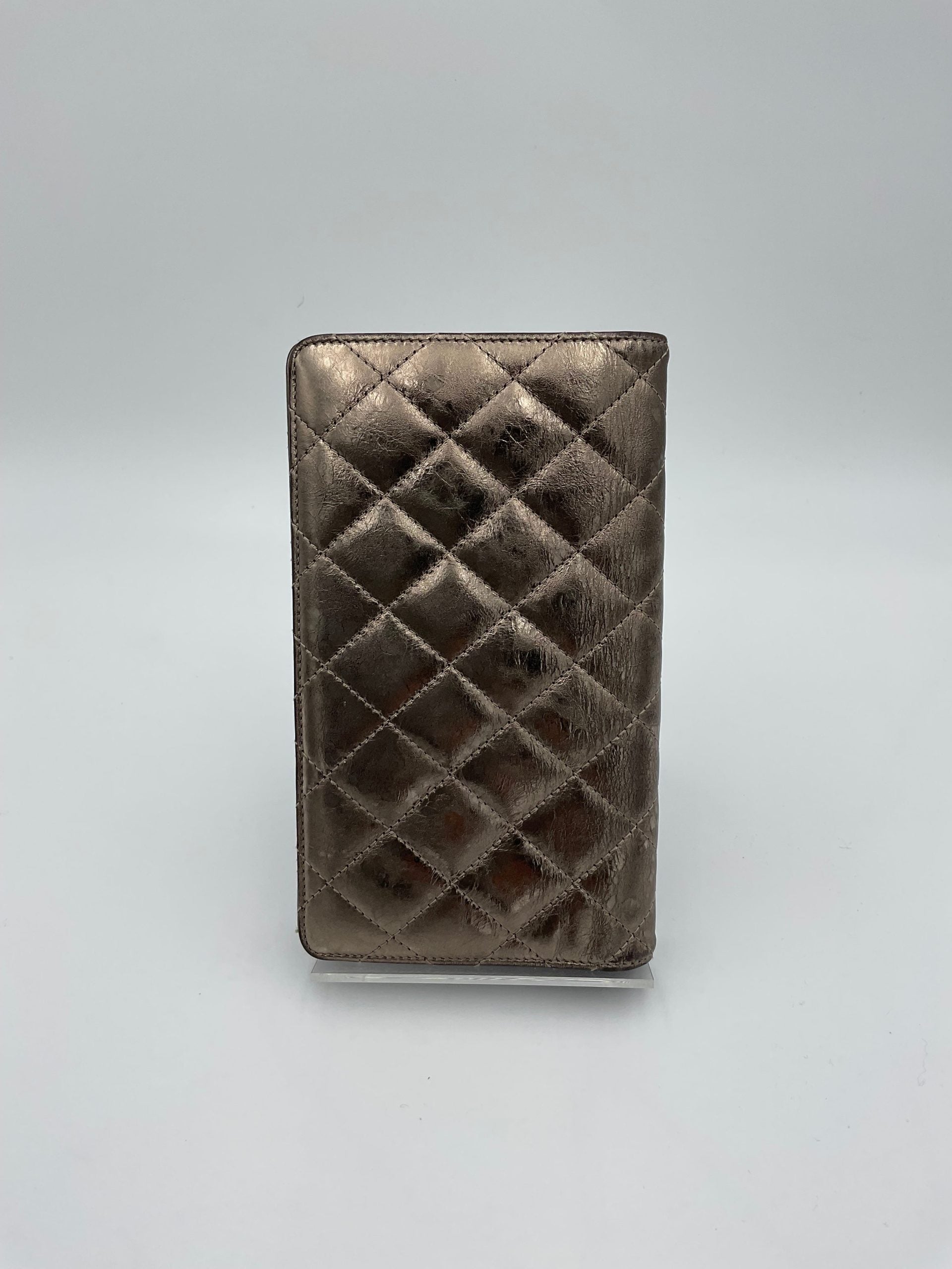 Chanel CHANEL Matèlassè Platinum Wallet