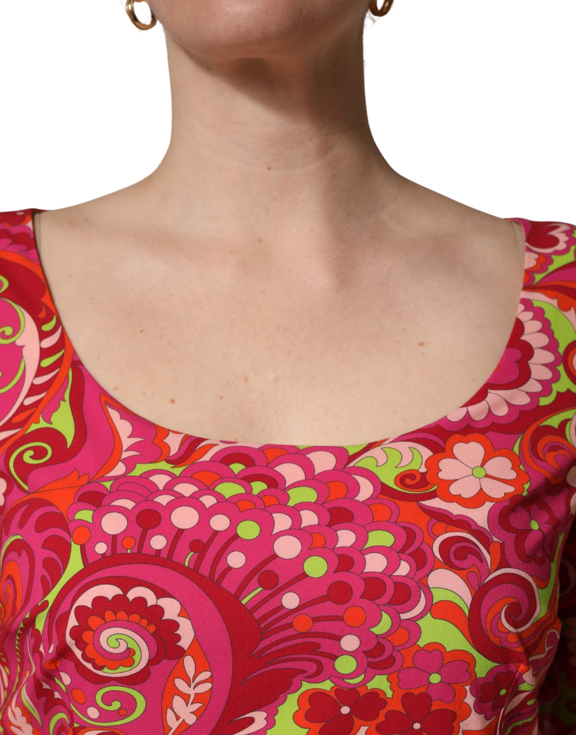 Dolce & Gabbana rotes bedrucktes Etui-Midi-Kleid mit Paisley-Blumenmuster