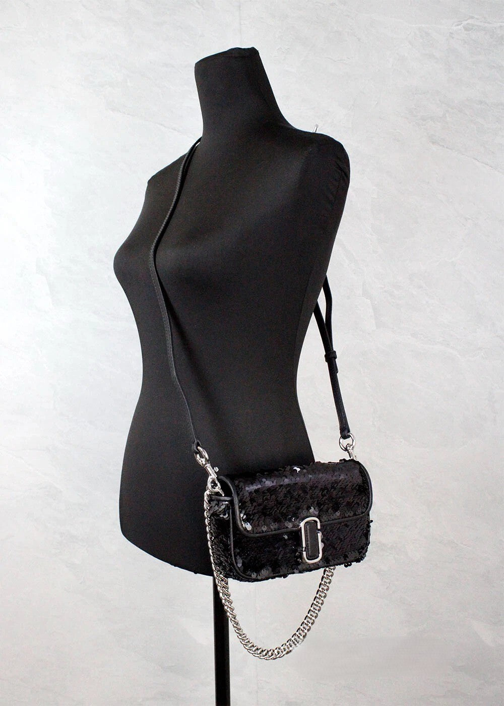 Marc Jacobs The Mini J Marc Umhängetasche Black Sequined Crossbody Bag