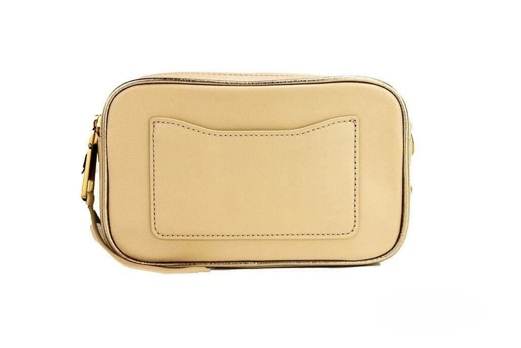 Marc Jacobs The Moto Shot 21 Umhängetasche aus genarbtem Leder