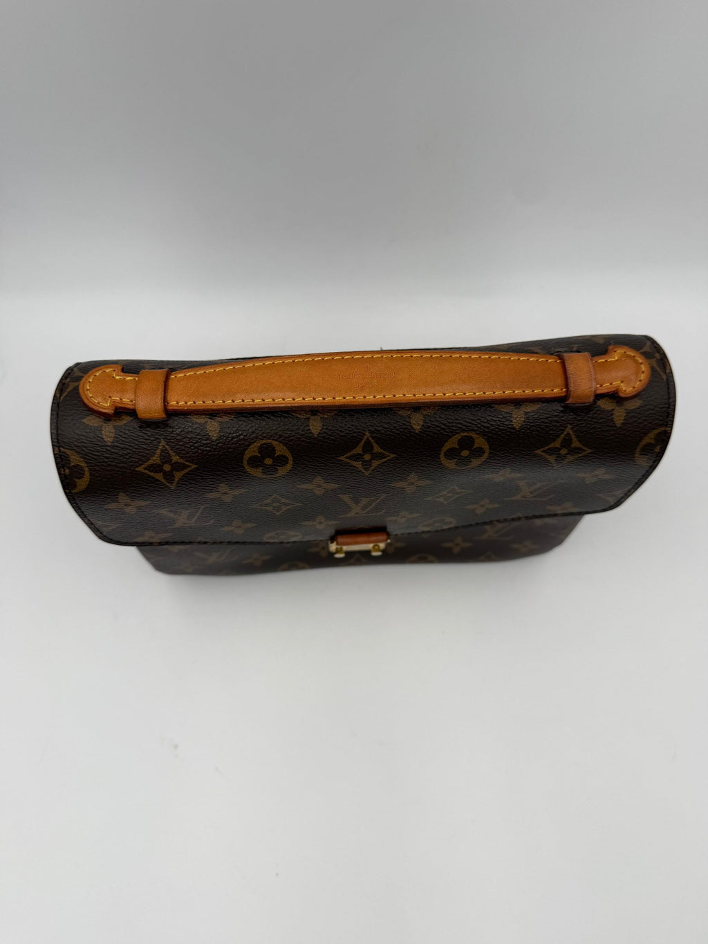 Louis Vuitton LOUIS VUITTON METIS Monogram Handbag