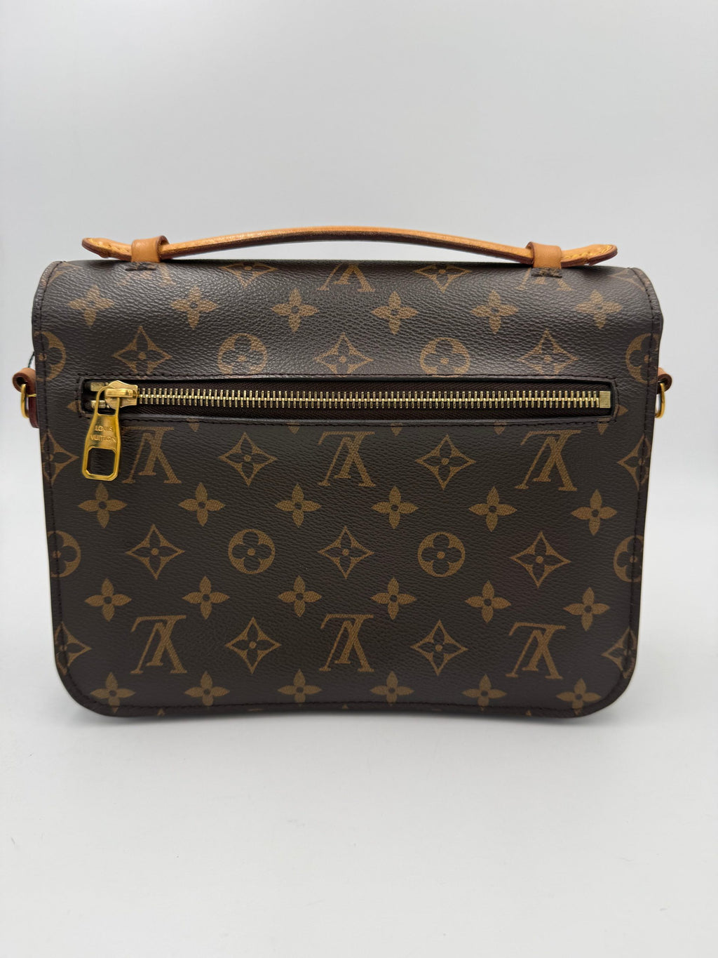 Louis Vuitton LOUIS VUITTON METIS Monogram Handbag