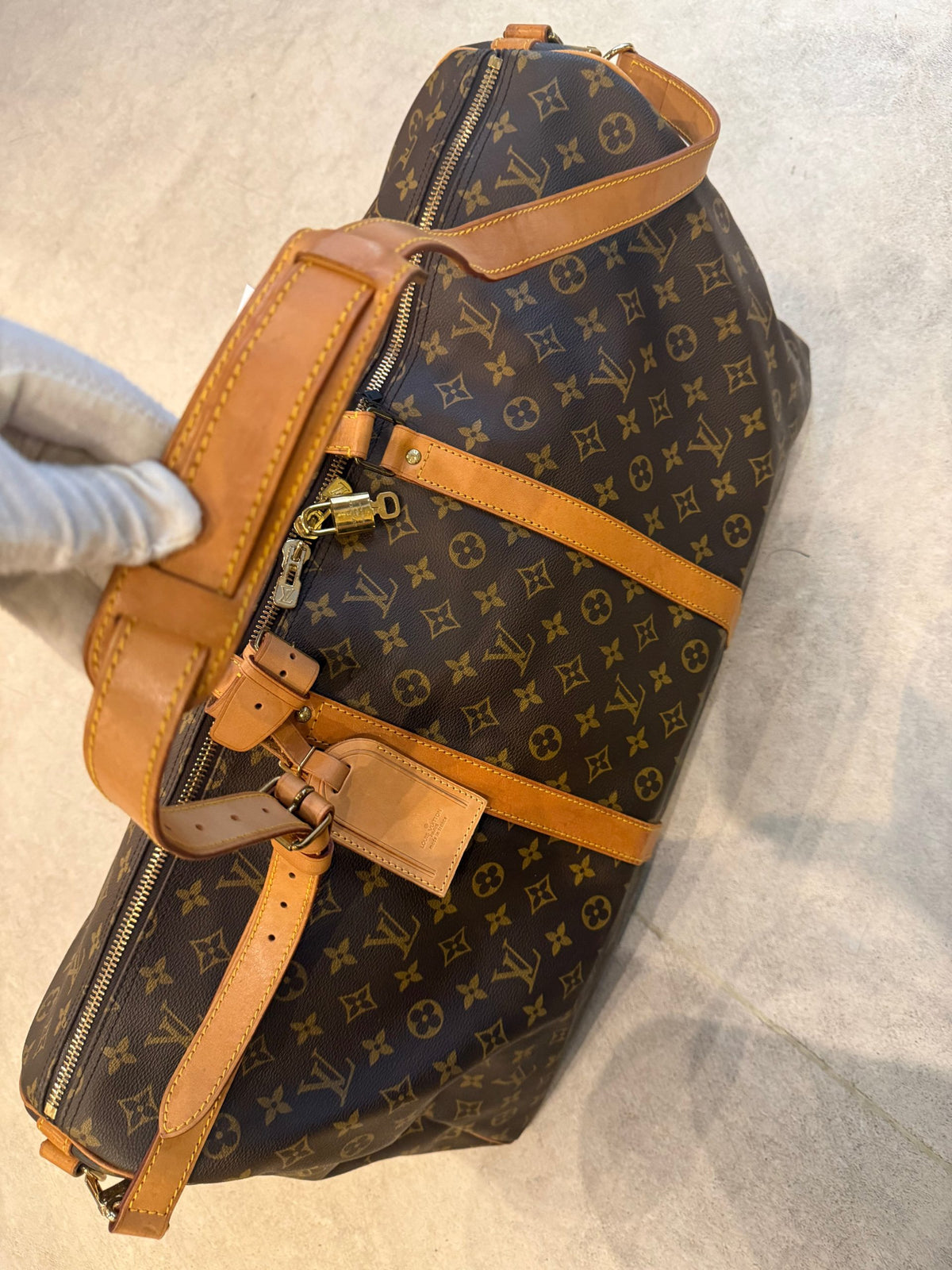 Louis Vuitton LOUIS VUITTON KEEPALL 60 Monogram with Strap