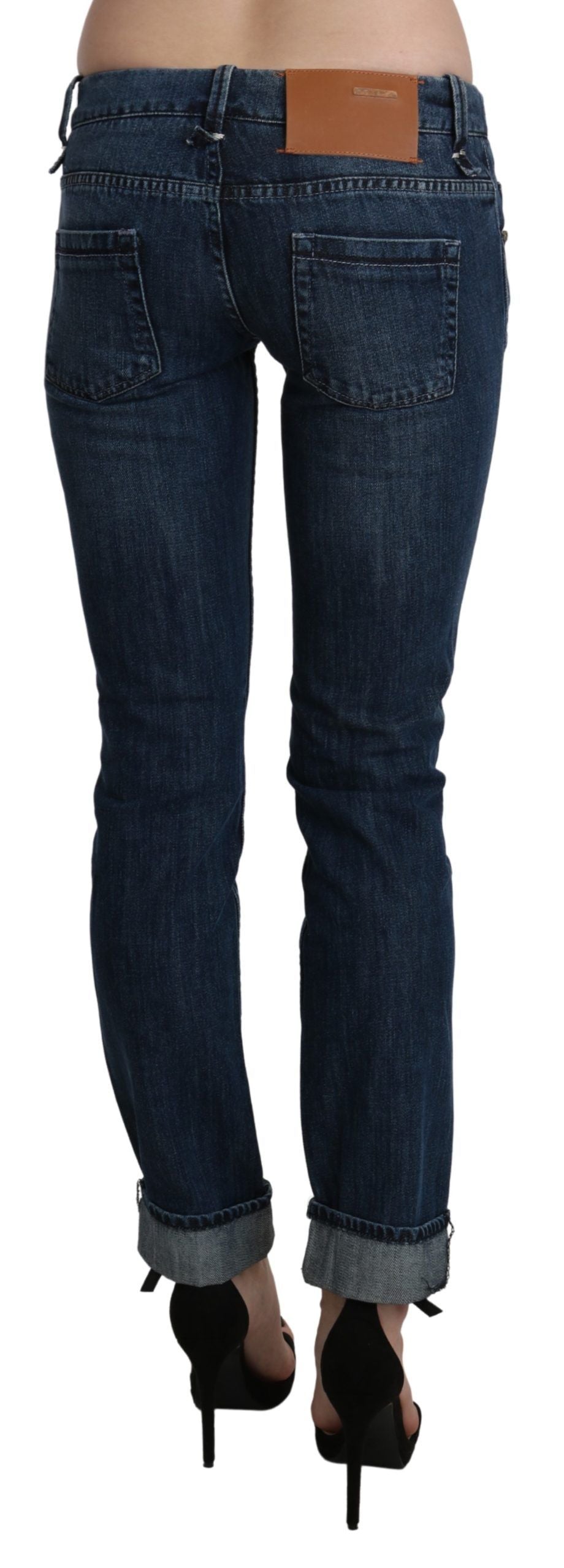 Acht Blau gewaschene Skinny-Denim-Hose mit niedriger Taille
