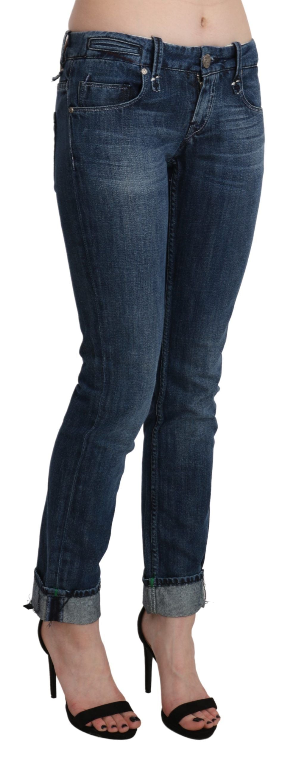 Acht Blau gewaschene Skinny-Denim-Hose mit niedriger Taille