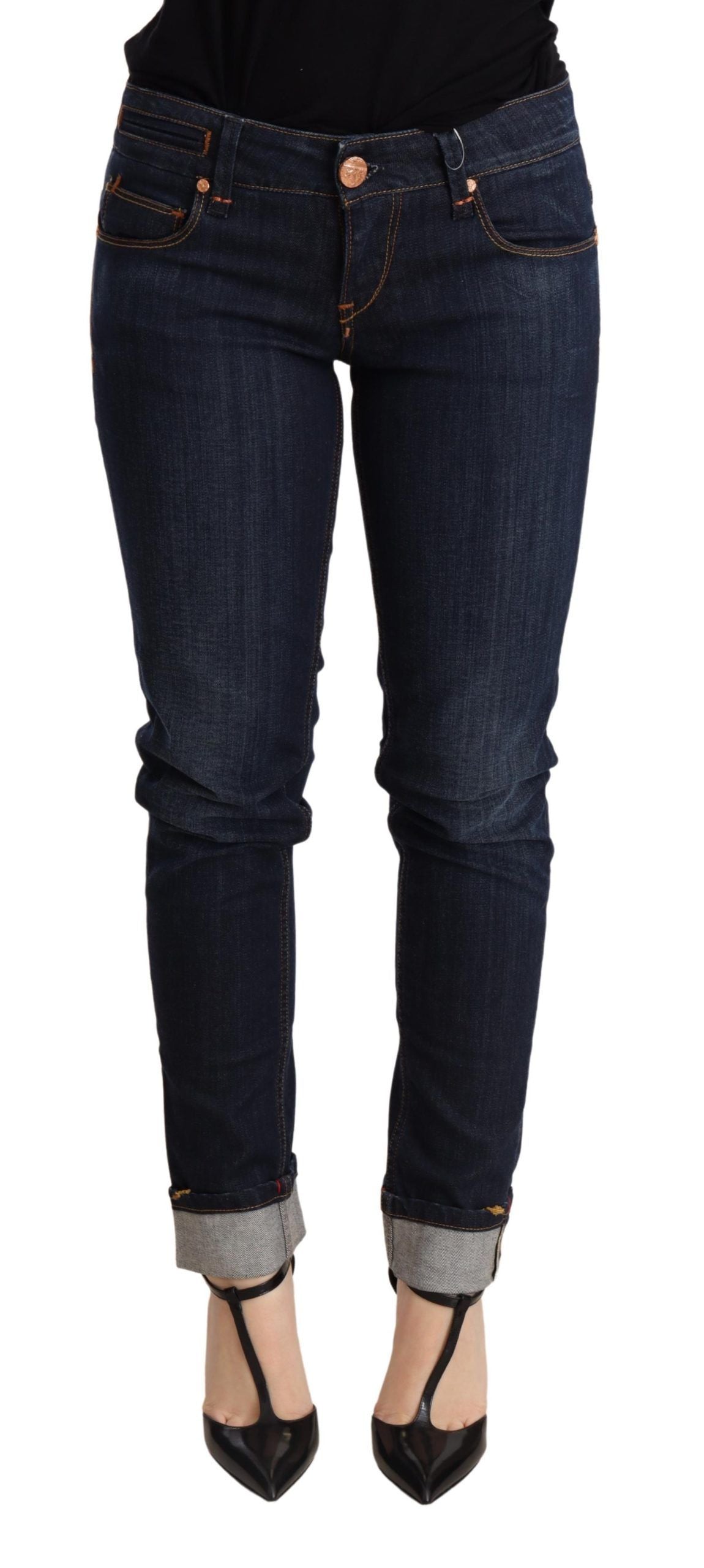 Acht Blau gewaschene Skinny-Denim-Hose mit niedriger Taille