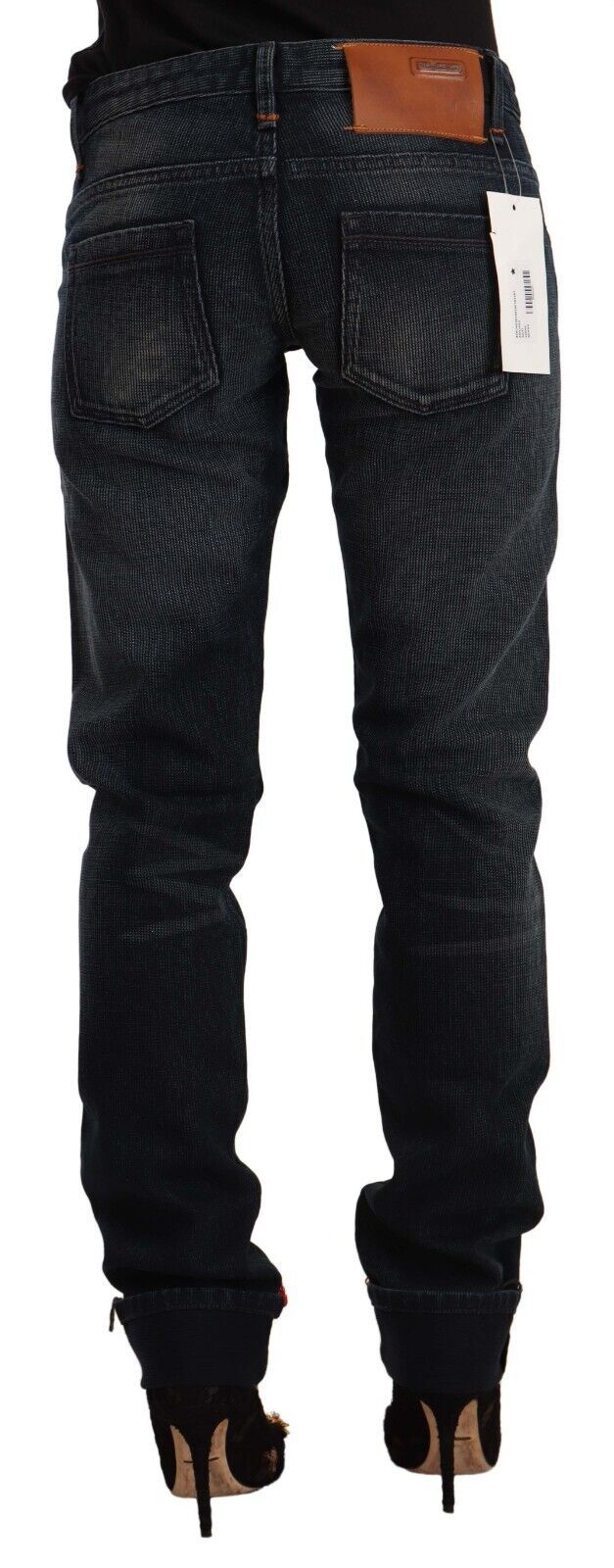 Acht Schwarze Skinny Denim-Jeans mit niedriger Taille aus gewaschener Baumwolle