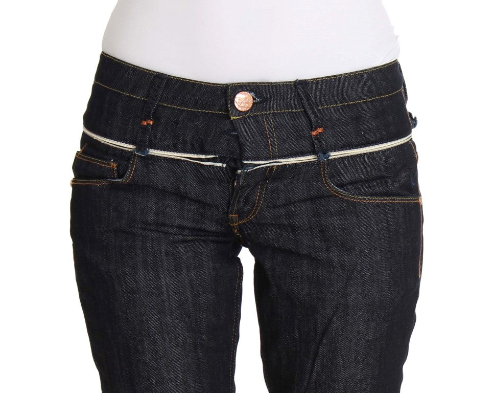 Acht Blaue Denim-Baumwollhosen Straight Fit Jeans