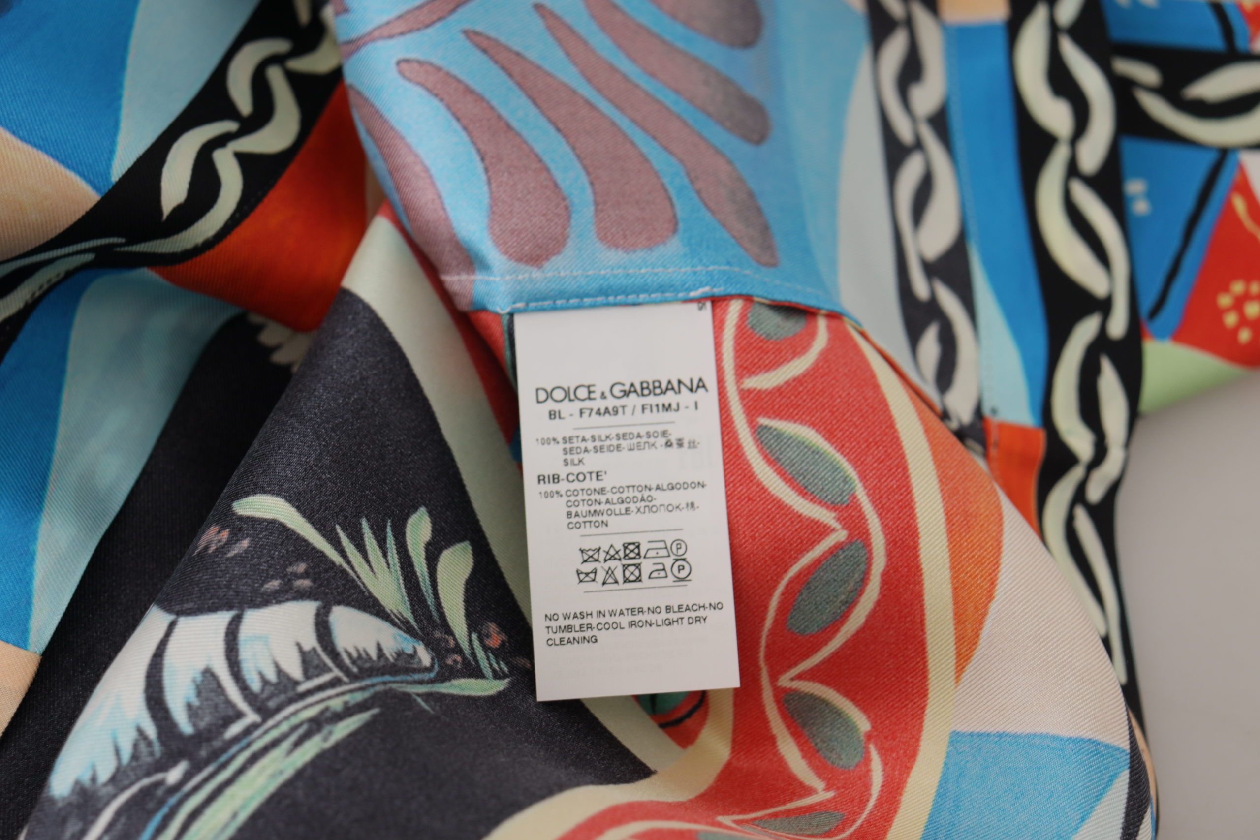 Dolce & Gabbana Multicolor Soldat Carretto Seiden-T-Shirt