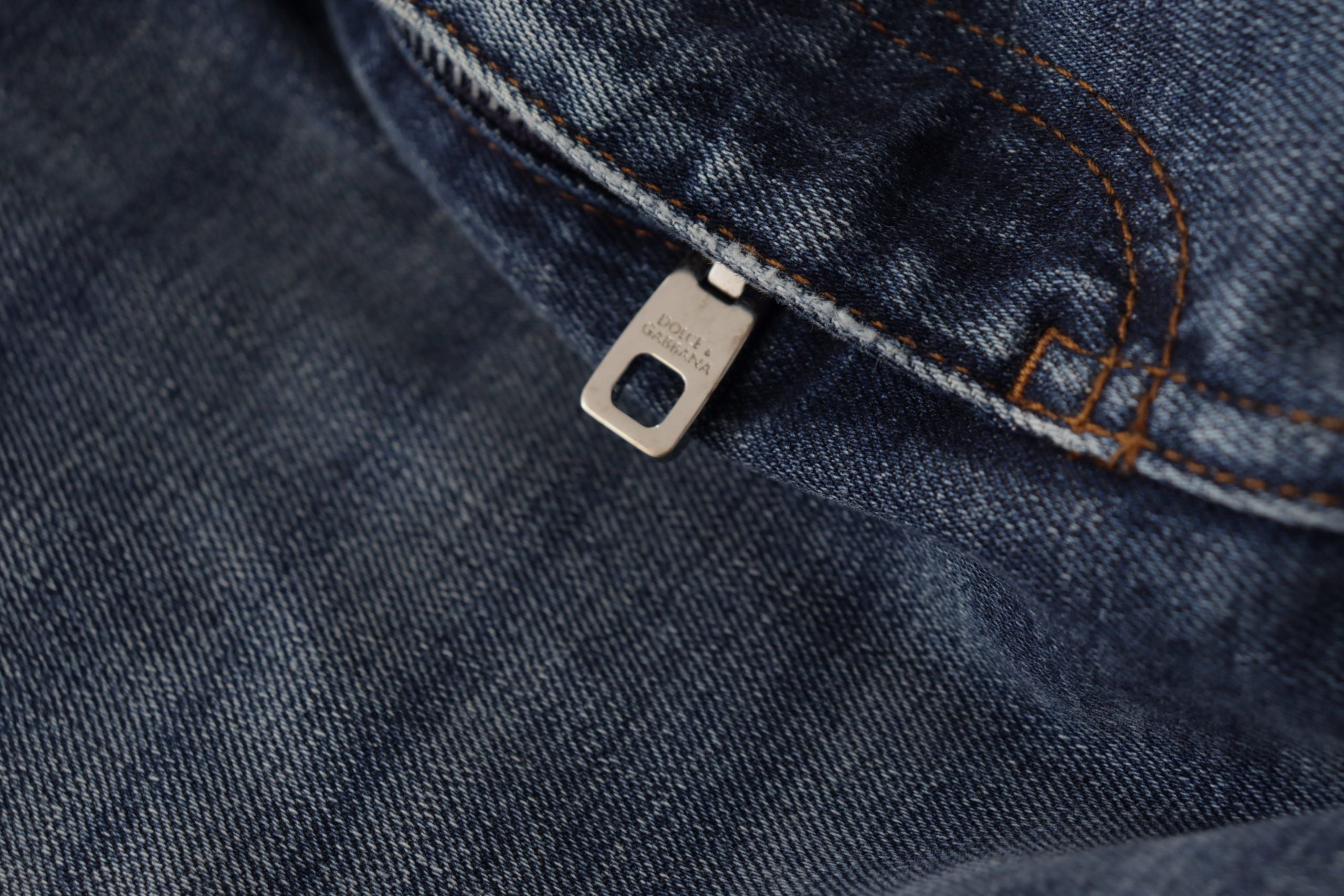 Dolce & Gabbana Blaue Denim-Hose mit Kristallverzierung Jeans