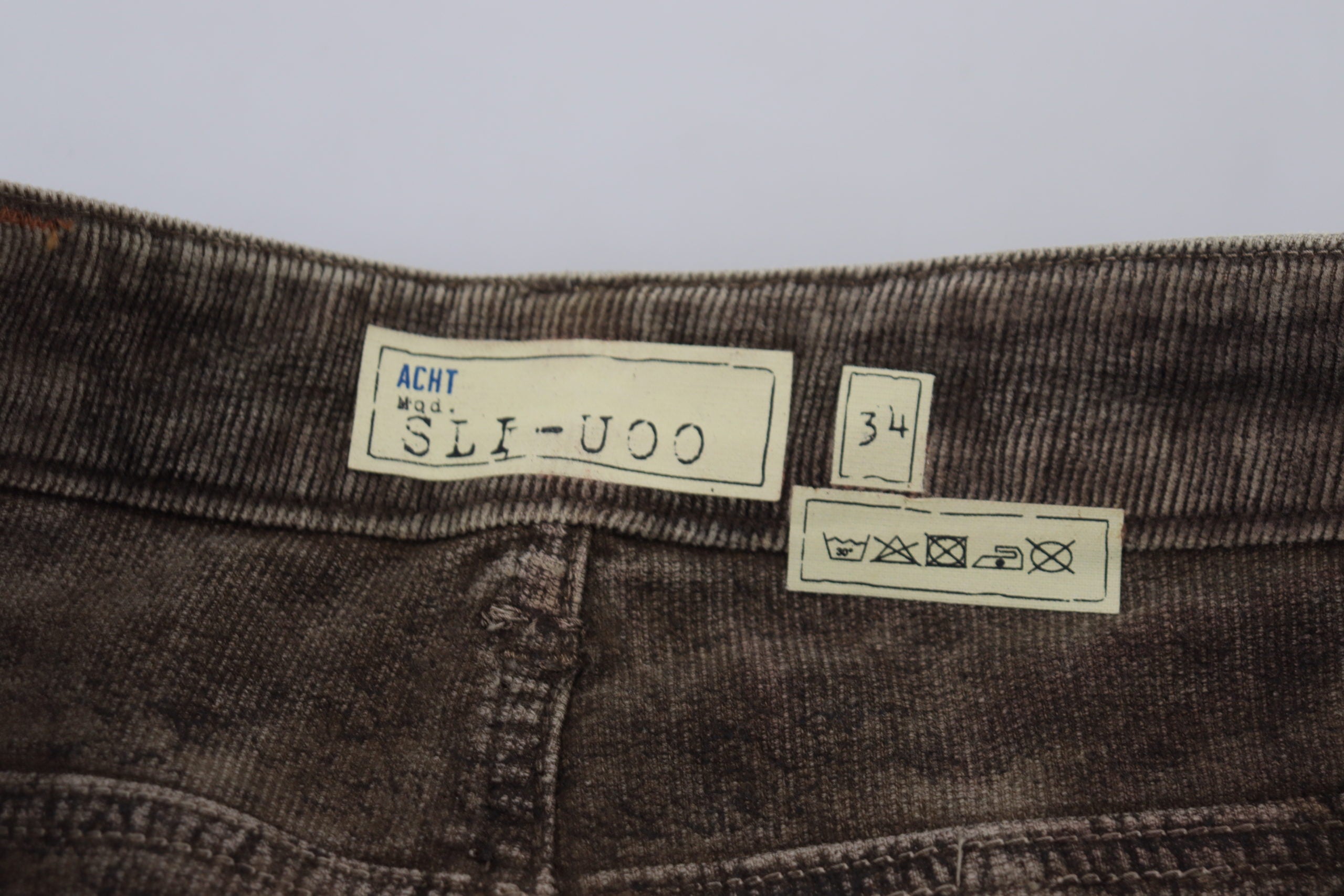 Acht Graue gewaschene Baumwollcordjeans Slim Fit für Männer