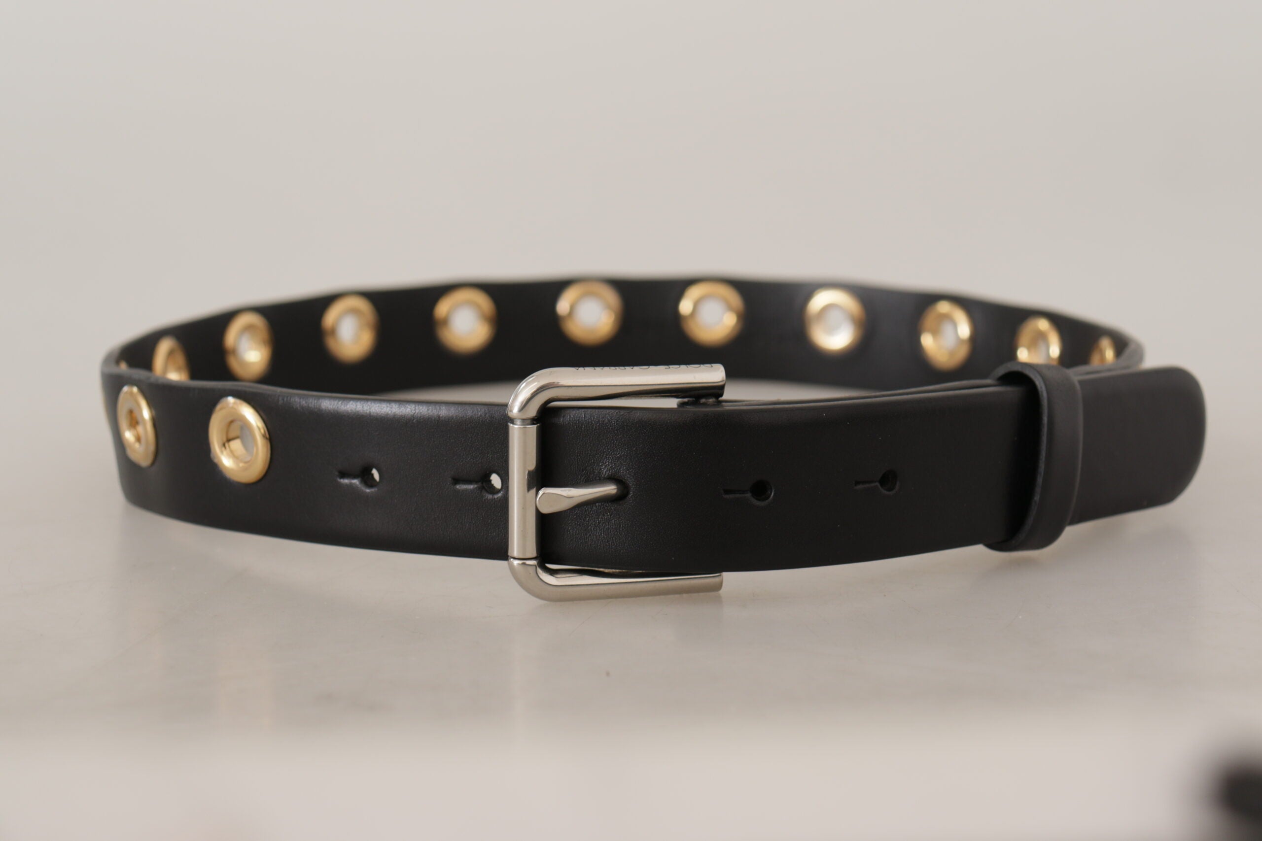 Dolce & Gabbana Schwarzer Leder Ösengürtel mit silberfarbener Metallschnalle