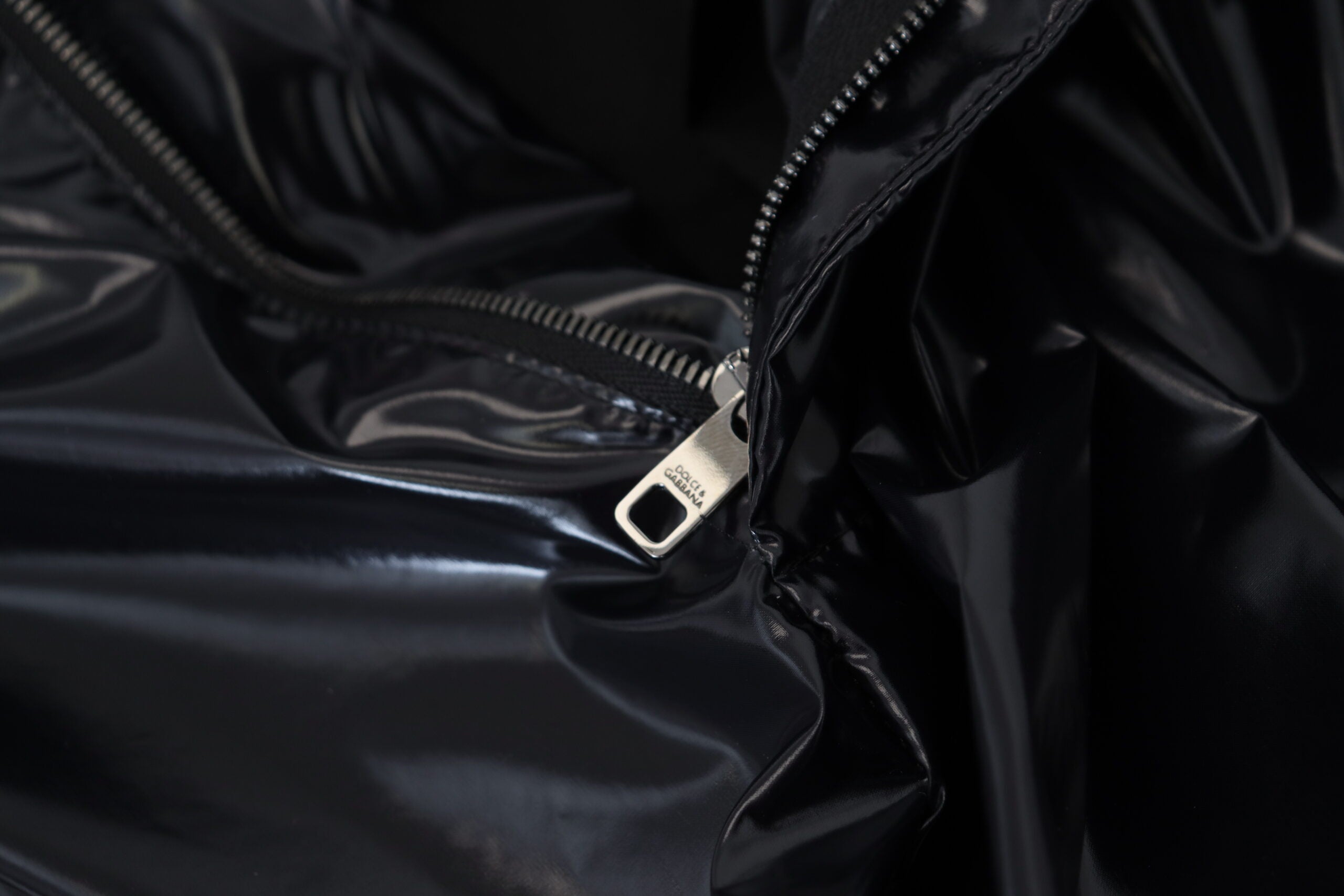 Dolce & Gabbana Schwarz Glänzende Nylon Skinny Männer Hosen