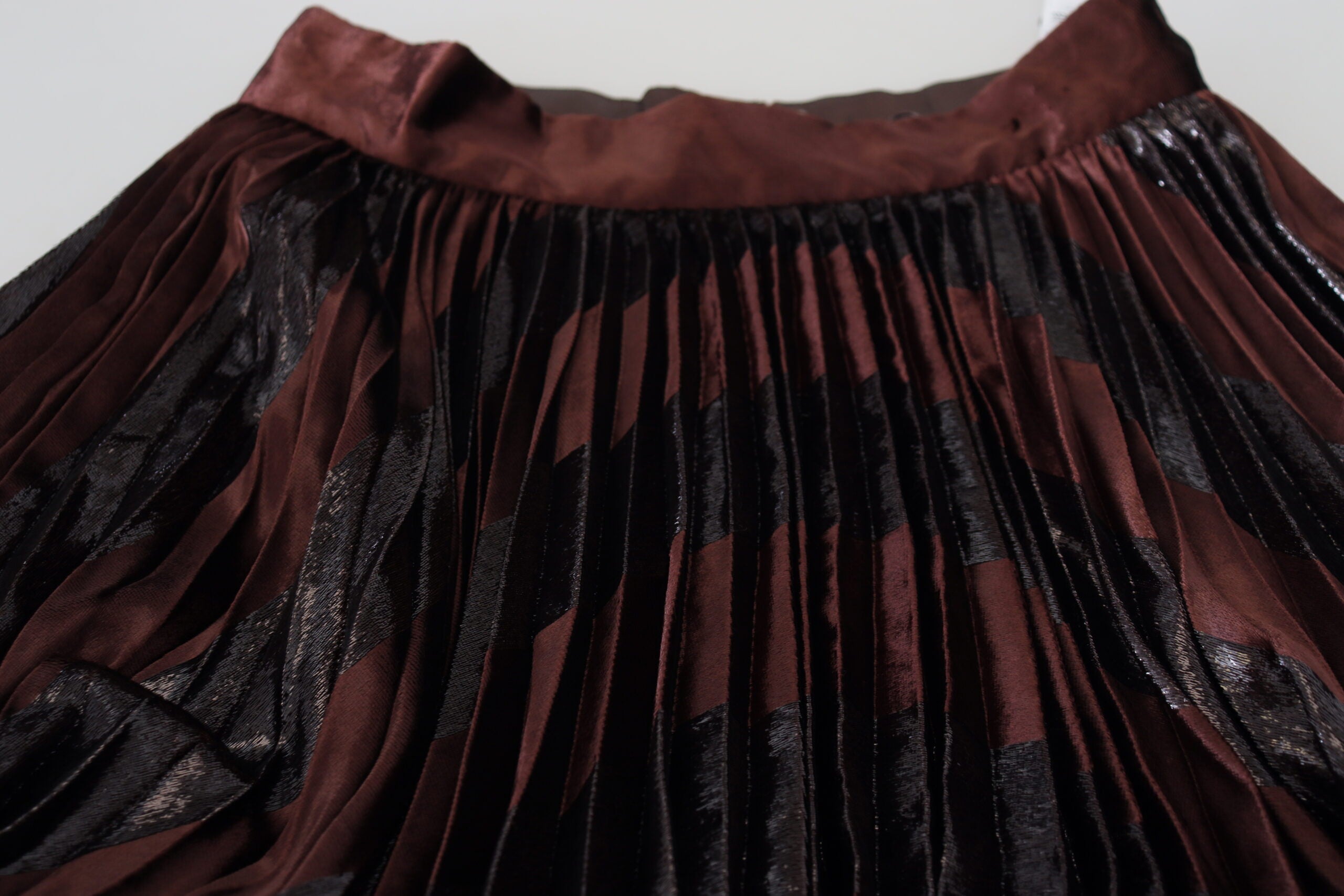Dolce & Gabbana Brauner Polyester-Maxirock mit hoher Taille und A-Linie