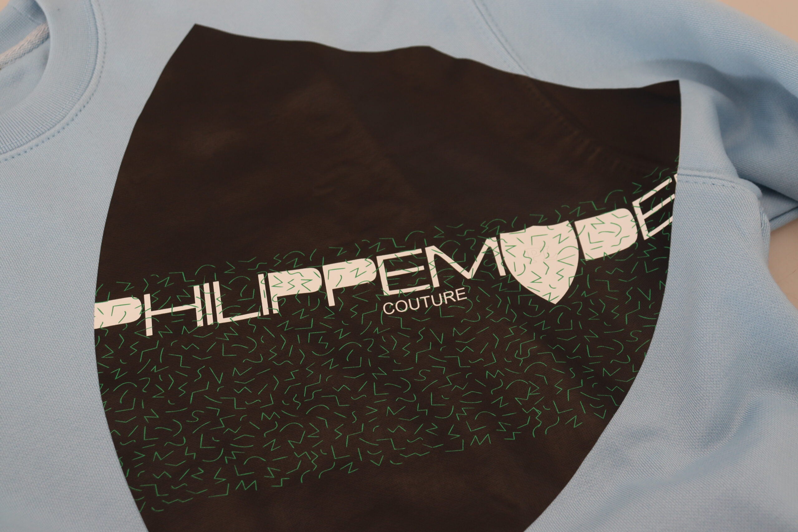 Philippe Model Hellblauer Pullover mit Logodruck und langen Ärmeln