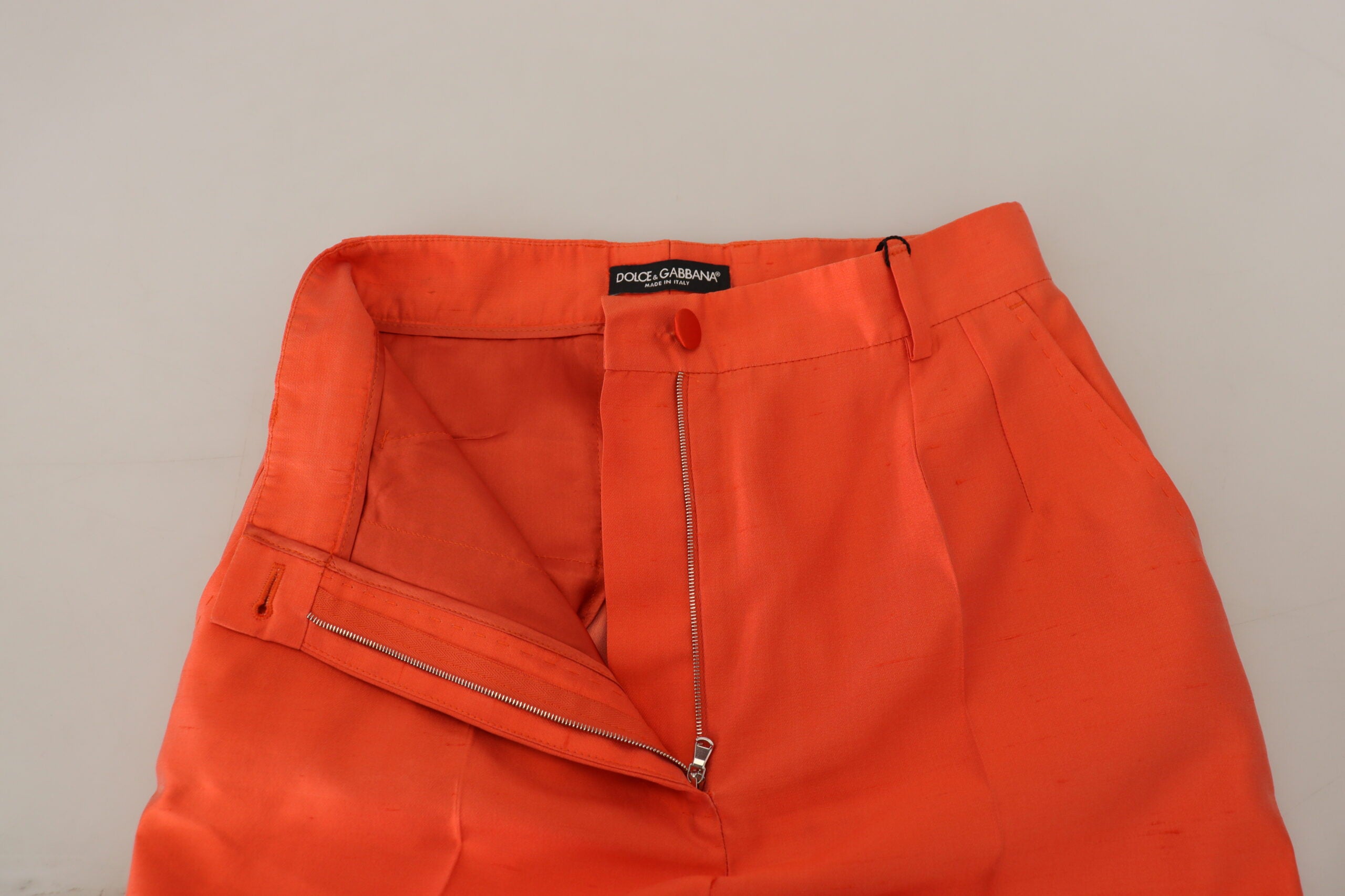 Dolce & Gabbana Orangefarbene Seidenhose mit hoher Taille und Cropped Pants