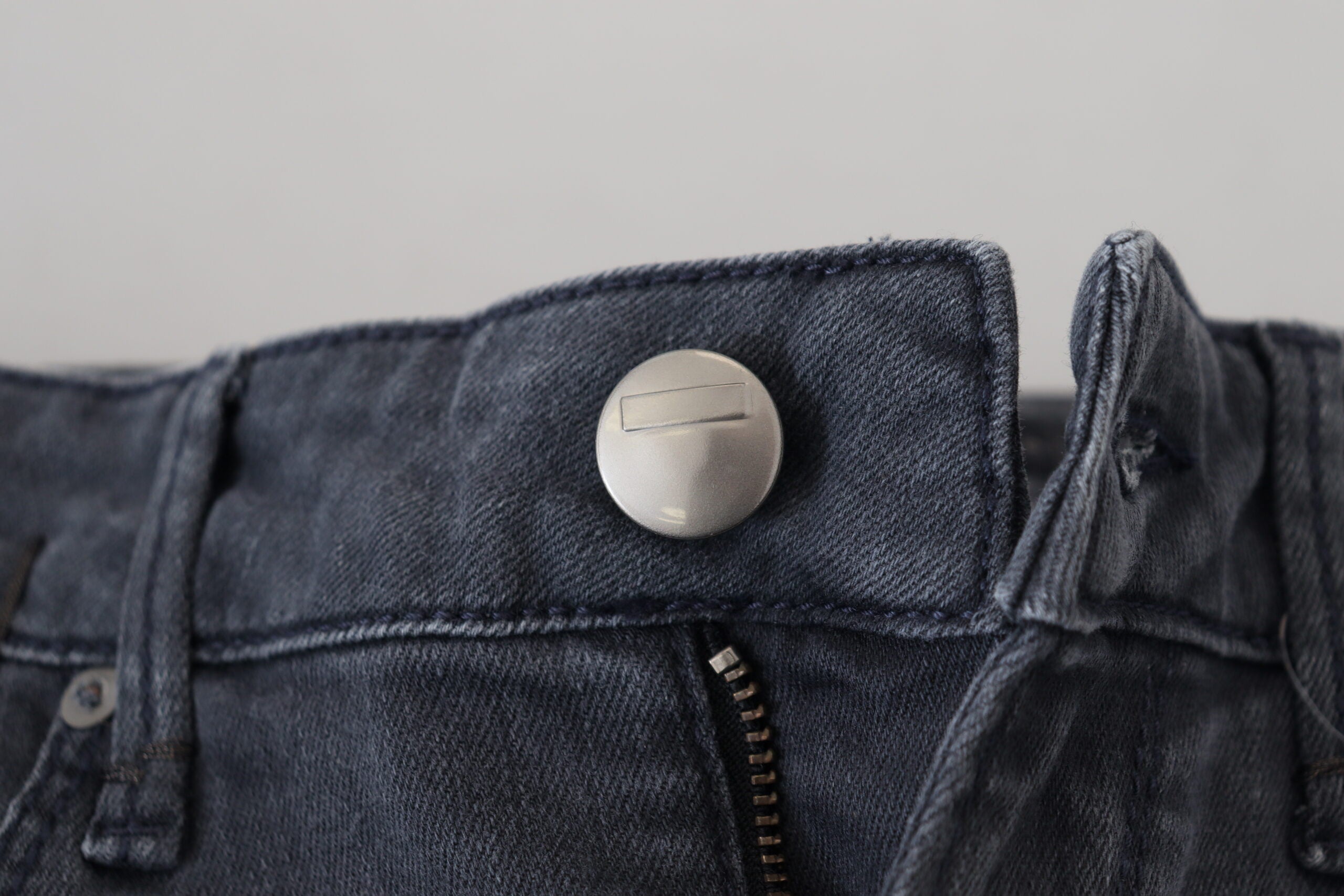 Acht Graue Baumwolle Skinny niedrige Taille Frauen Casual Denim Jeans