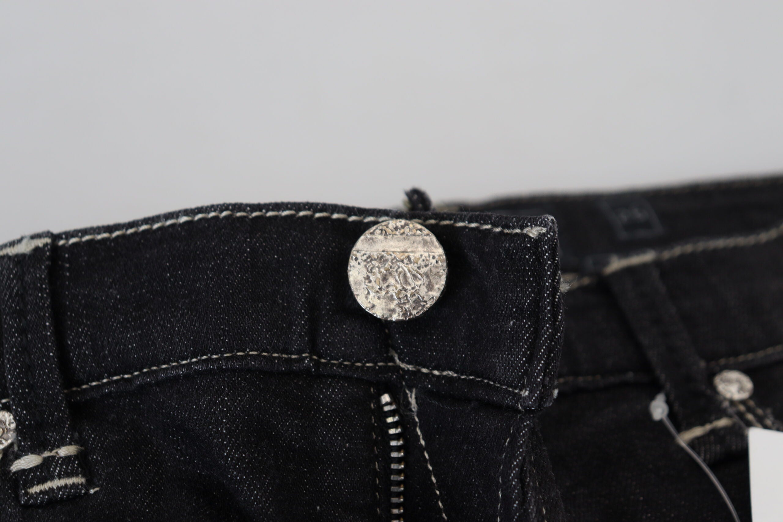 Acht Schwarz gewaschene Mid Waist Tapered Damen Casual Denim Jeans