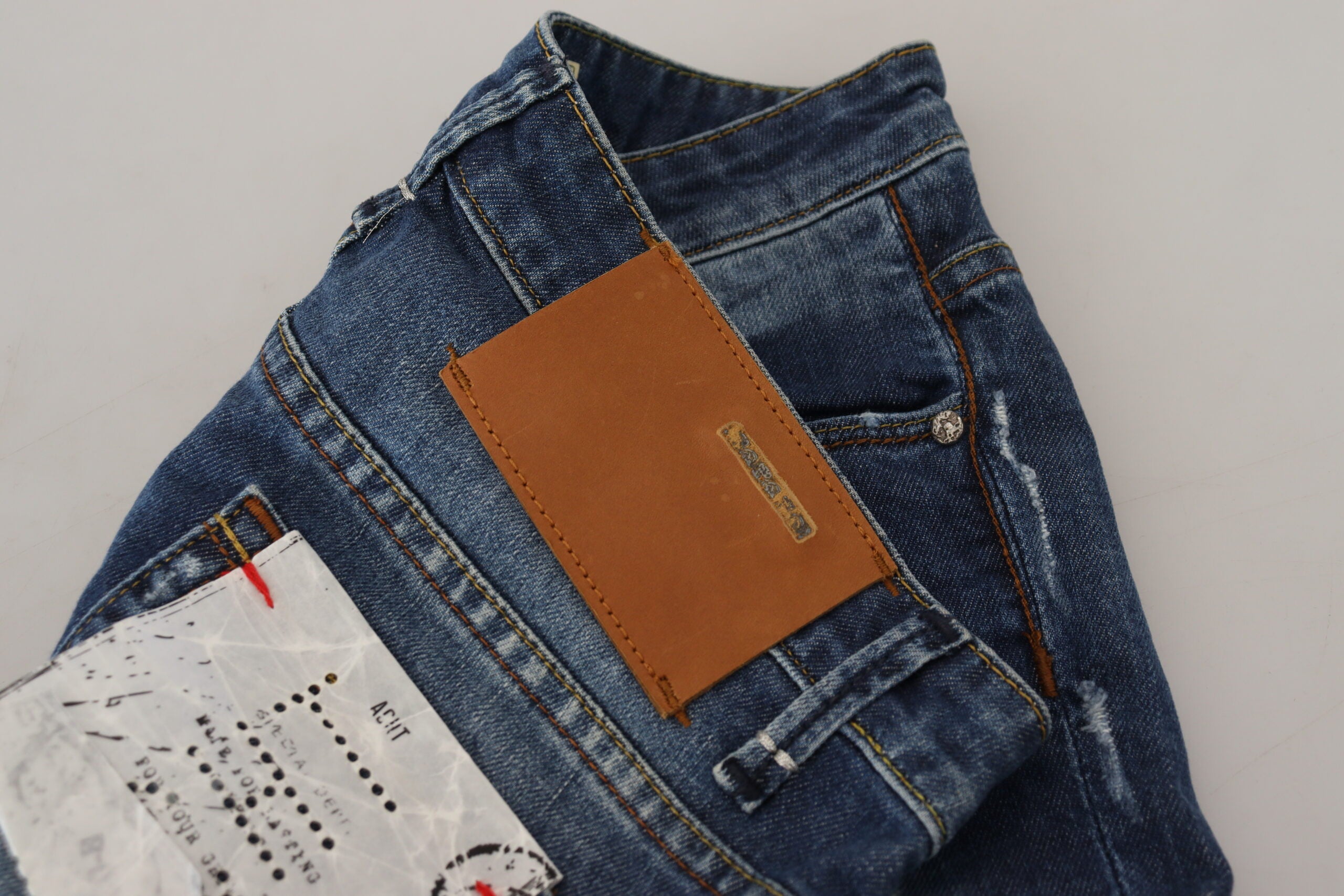 Acht Blau gewaschene Baumwolle Slim Fit Damen Denim Jeans