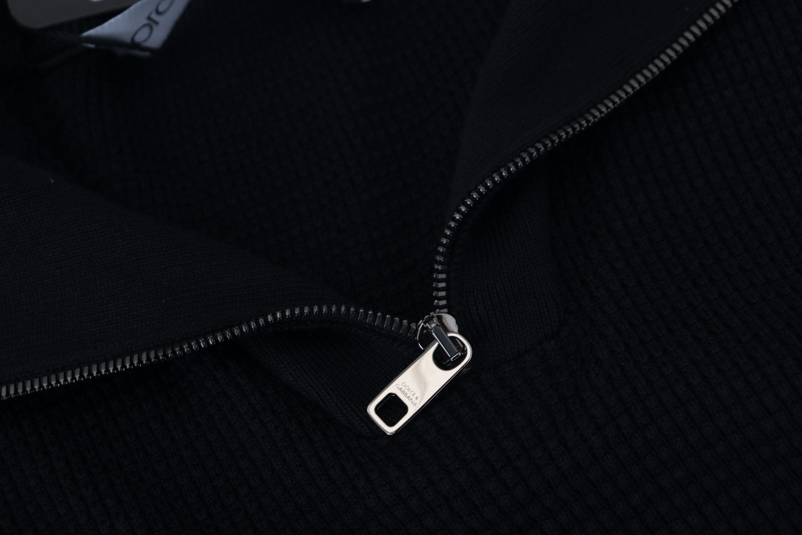 Dolce & Gabbana Pullover mit Rollkragen aus schwarzer Seide