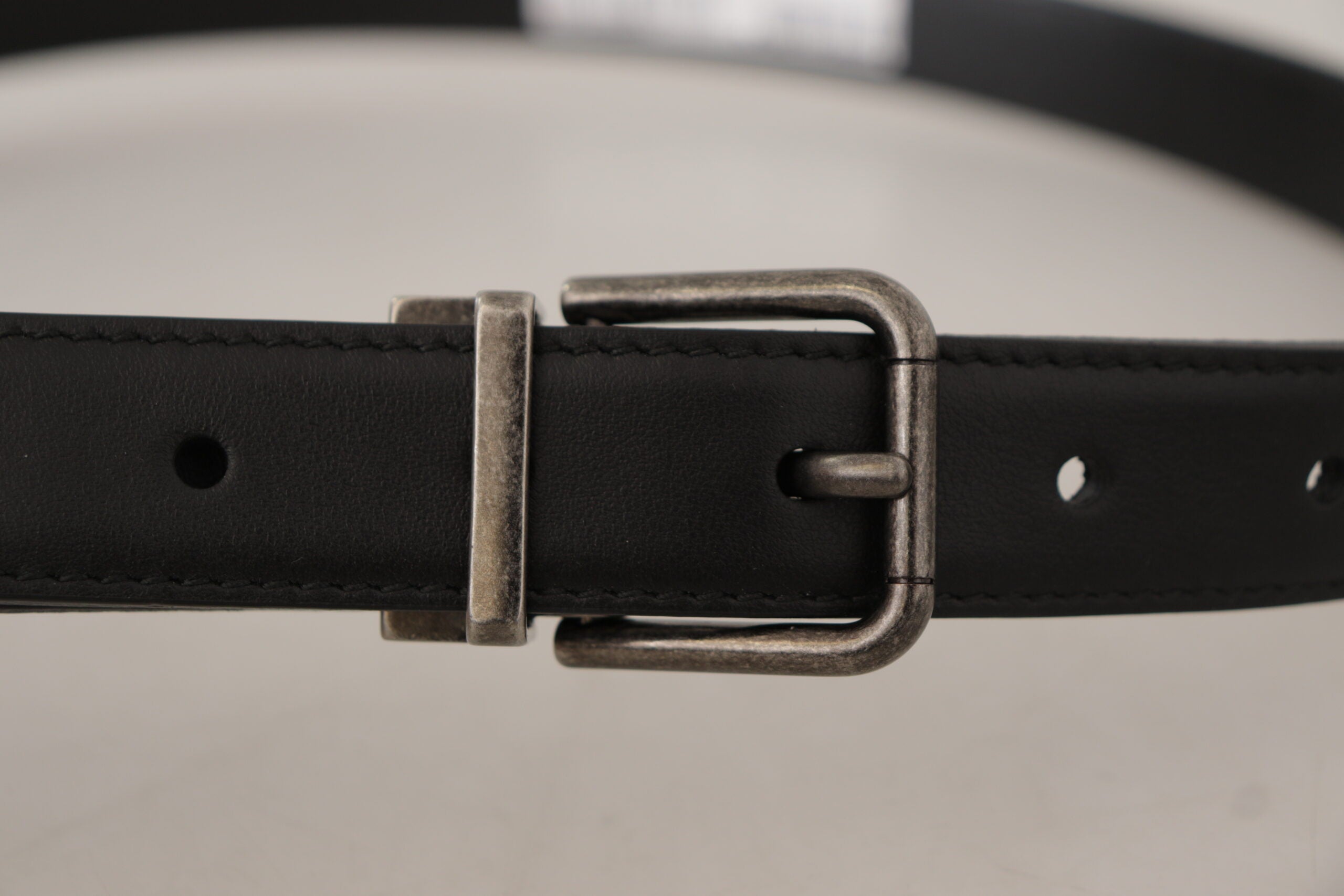 Dolce & Gabbana Schwarzes Glattleder Vintage Logo Metallschnalle Gürtel