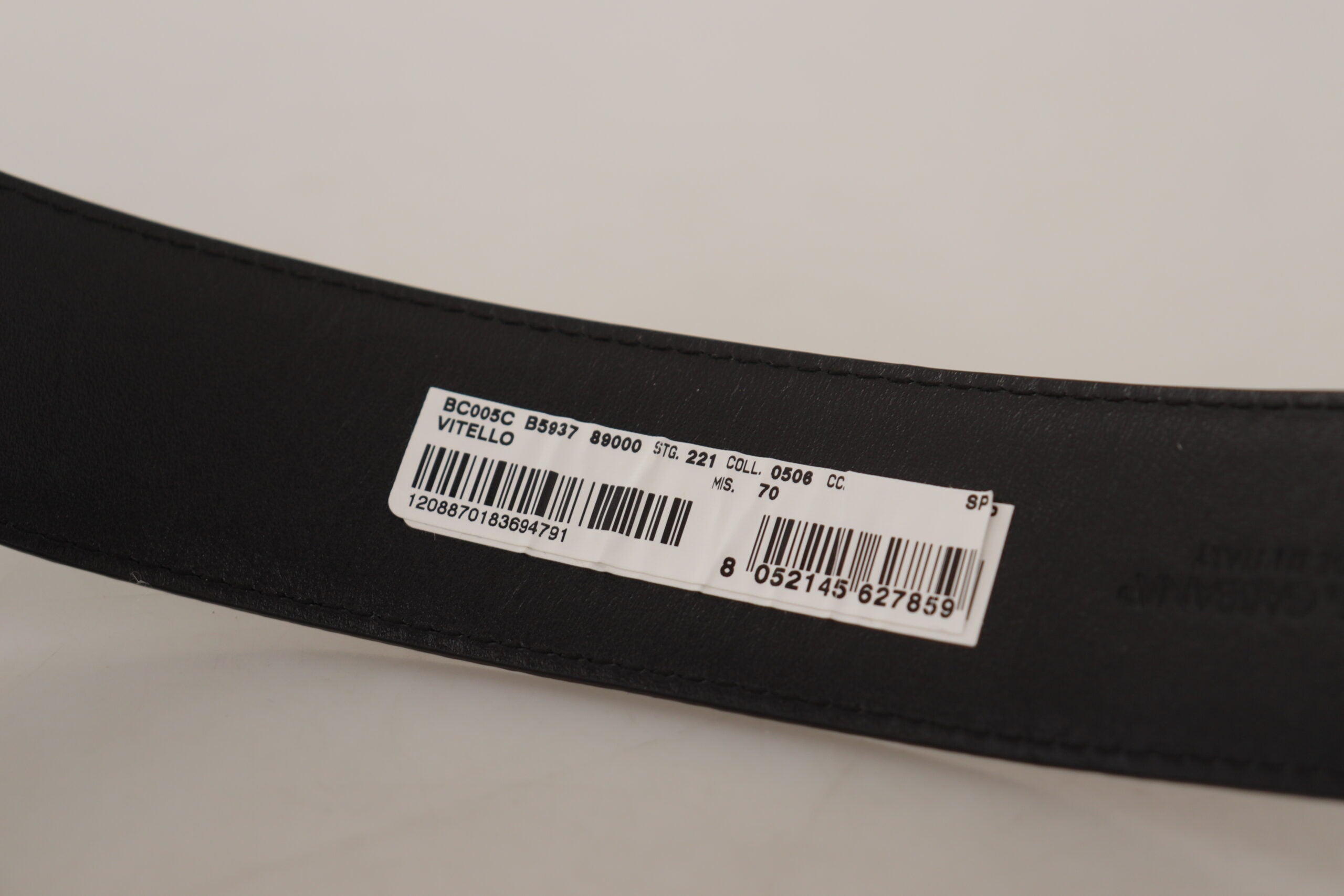 Dolce & Gabbana Schwarzer Lackledergürtel mit Logo-Gravur und Schnalle