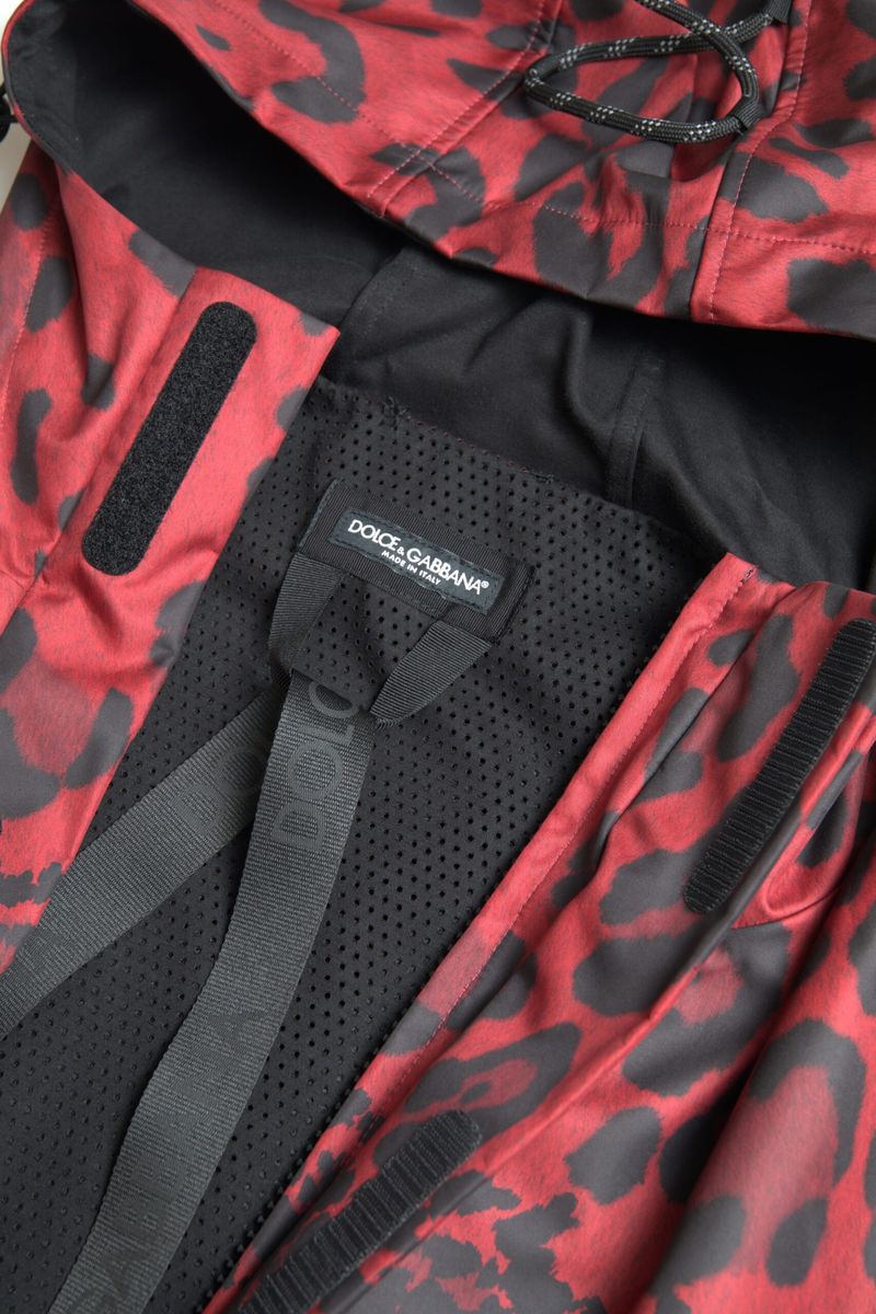 Dolce & Gabbana Rote Kapuzen-Regenjacke mit Leopardenmuster