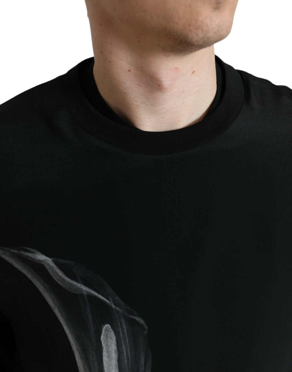 Dolce & Gabbana Schwarzer Pullover mit Blumendruck und Rundhalsausschnitt