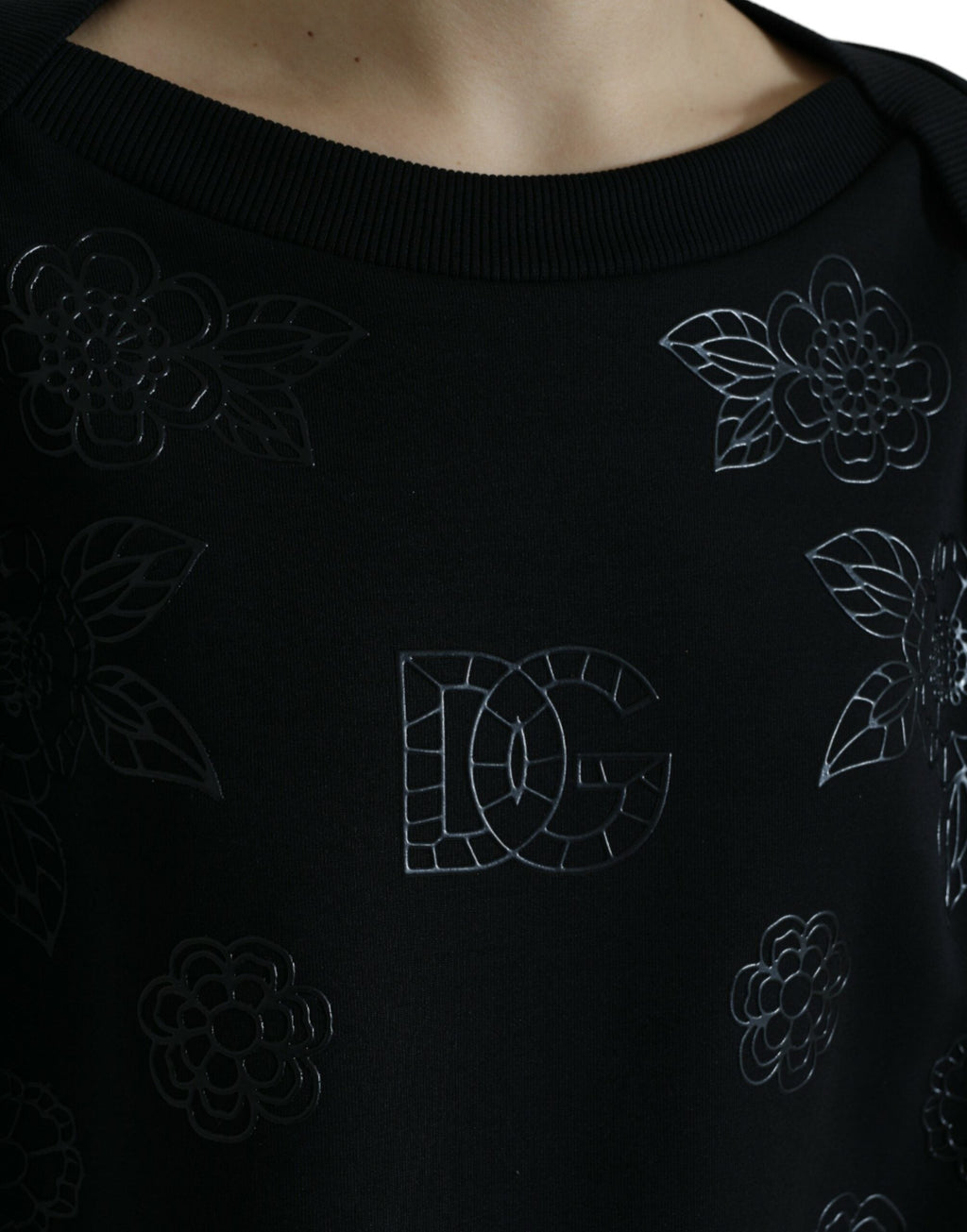 Dolce & Gabbana Schwarzer Pullover mit floralen Logo-Applikationen