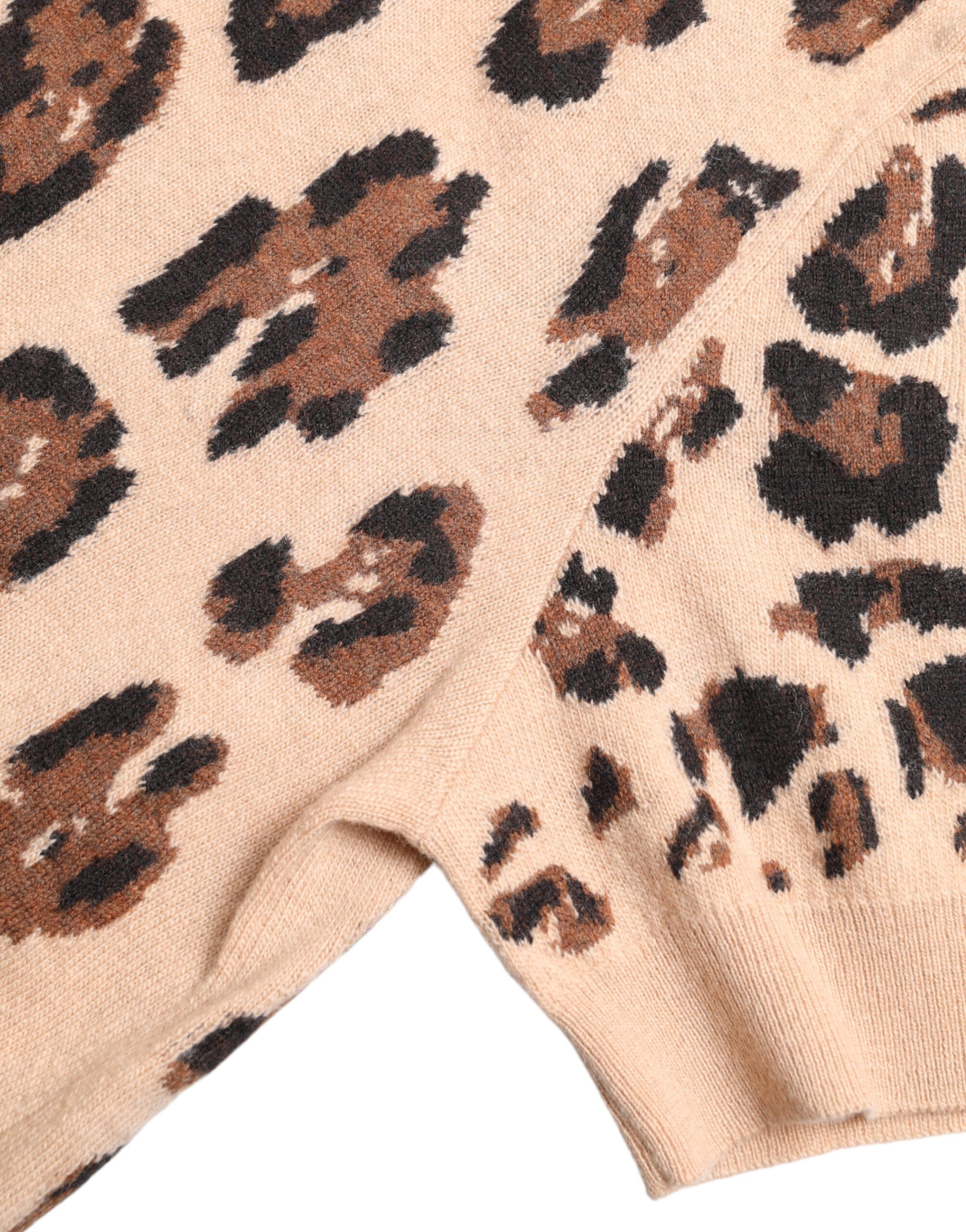 Dolce & Gabbana Beigefarbenes Rollkragenpullover aus Wolle mit Leopardenmuster