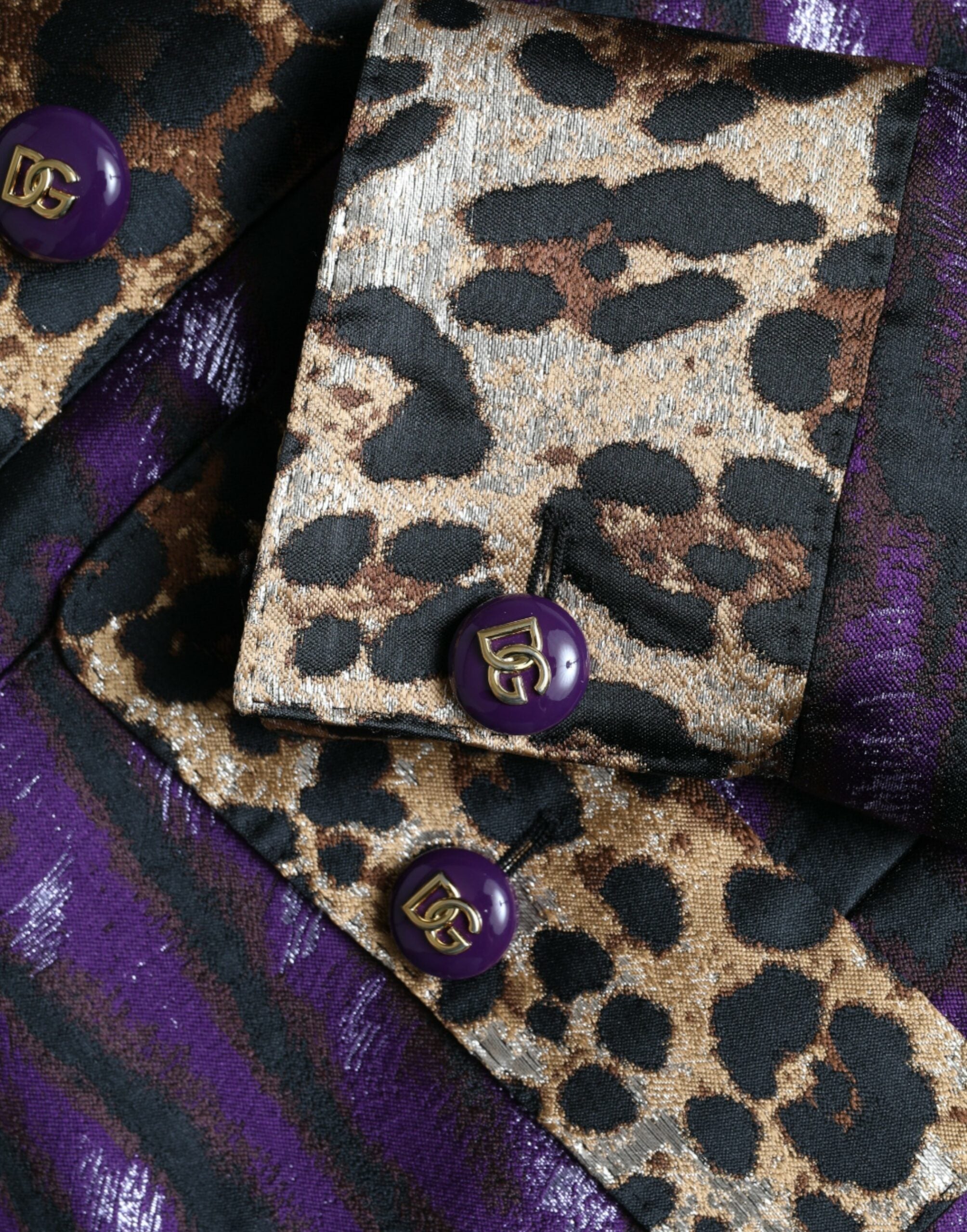 Dolce & Gabbana Lila Lamé-Jacquard-Mantel mit Tiger-Print Jacke