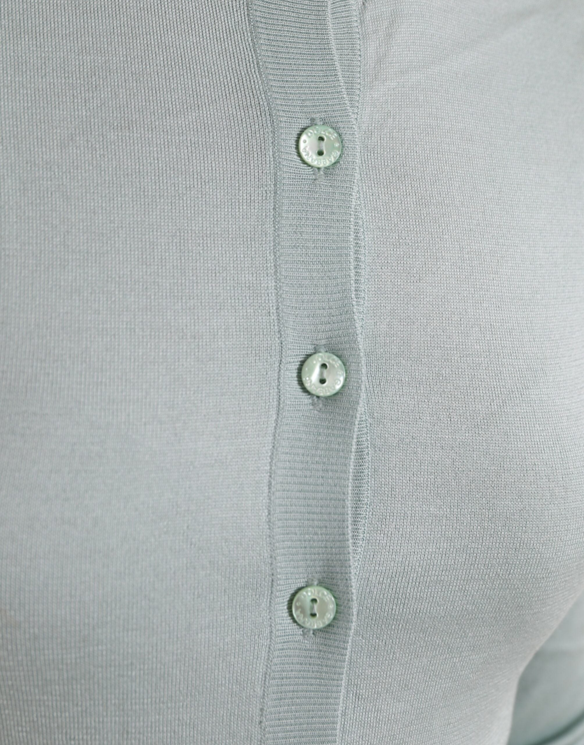 Dolce & Gabbana Hellblauer Strickpullover mit Rundhalsausschnitt aus Seide