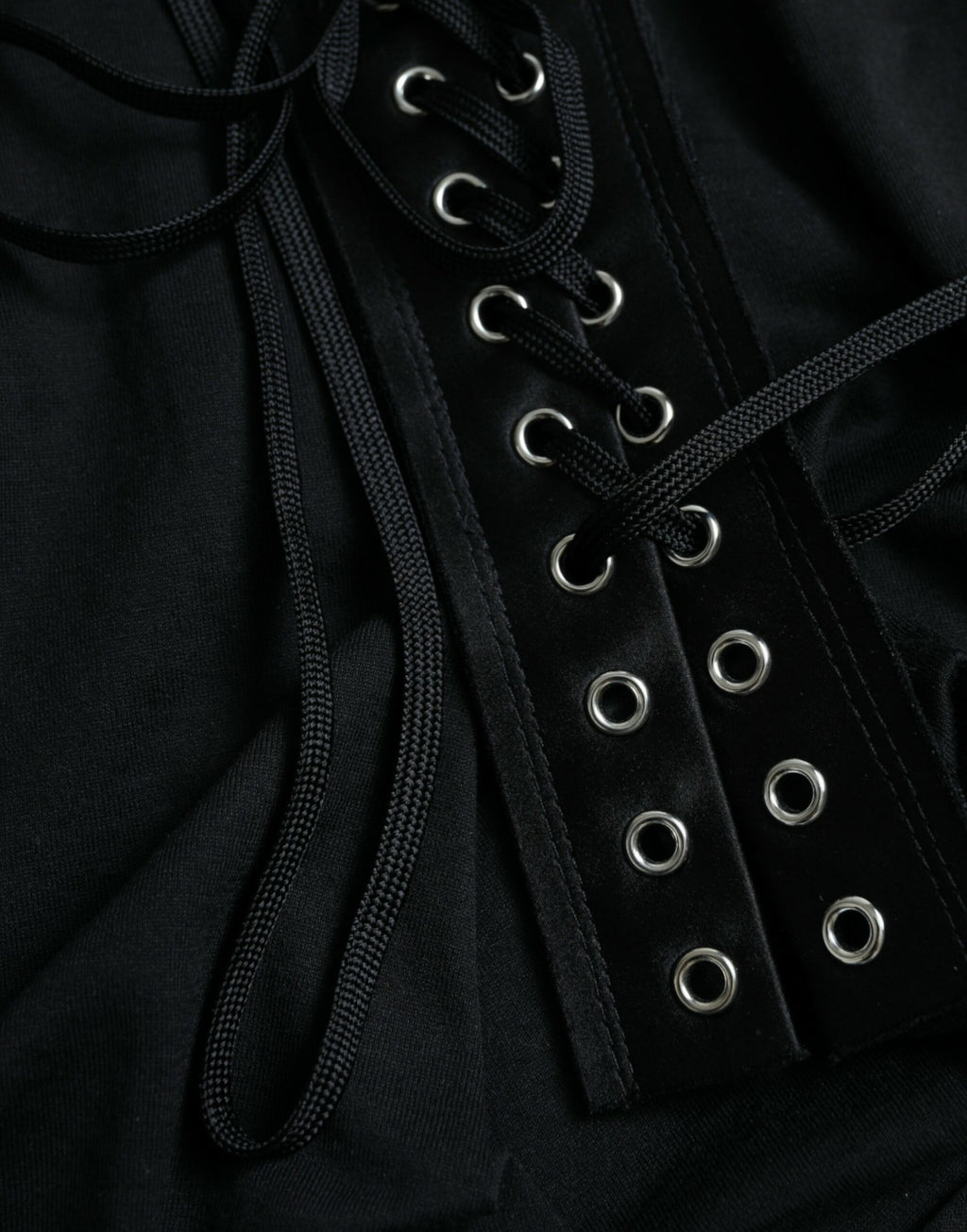 Dolce & Gabbana Schwarzes Baumwoll-Spitzen-Logo-Rundhals-Top