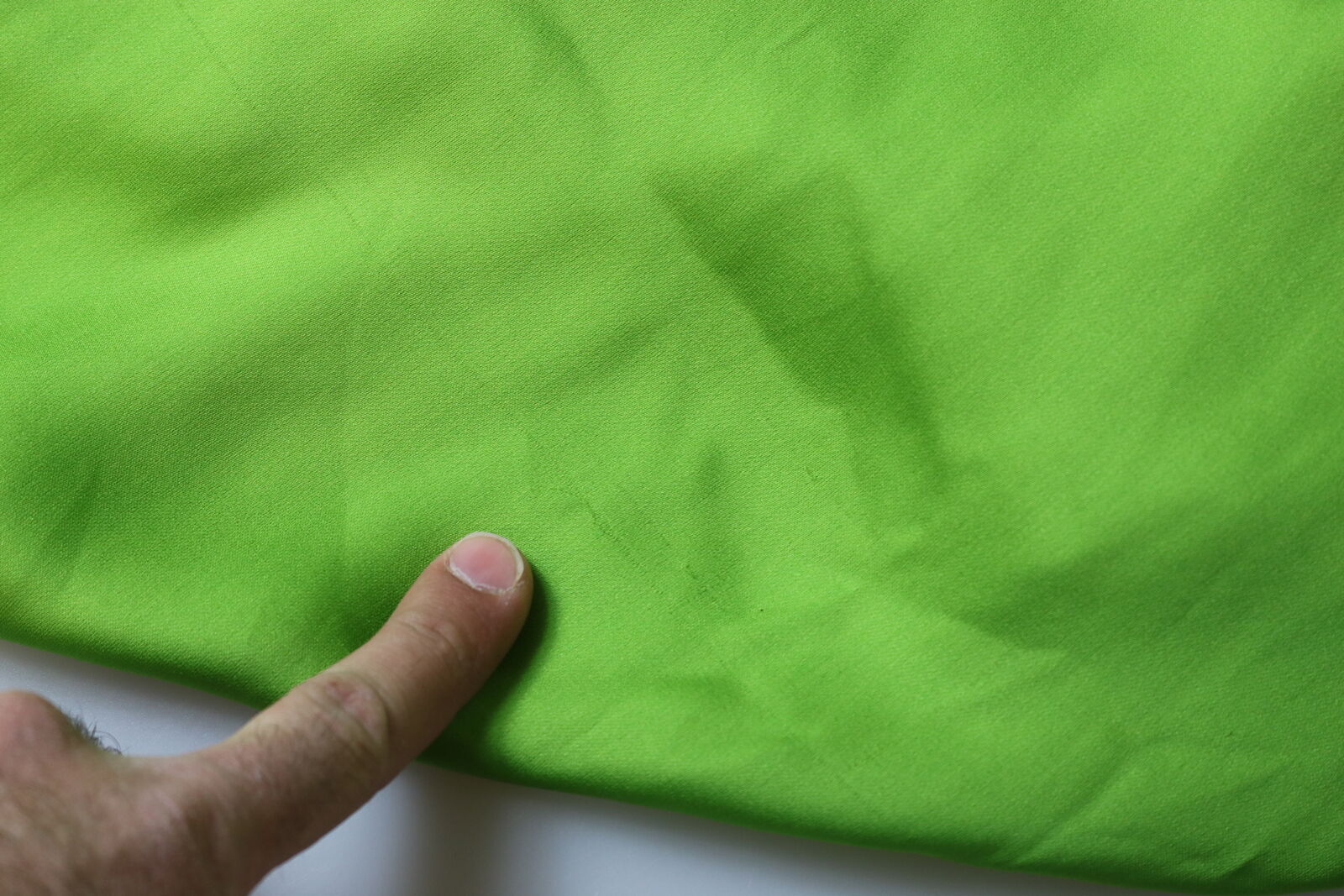 Dsquared² Grünes Spaghetti-Träger-Kleid in langer A-Linie mit Plissee