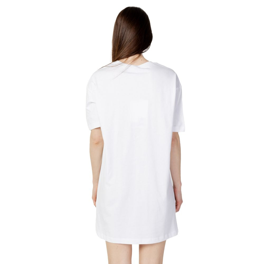 Love Moschino Weiße Baumwollshorts