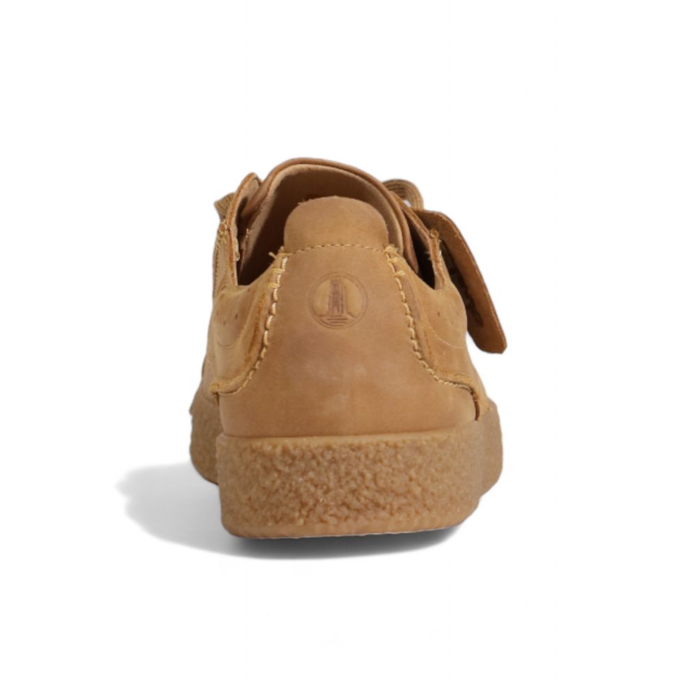 Clarks Beige Wildleder Oxfords und Derby