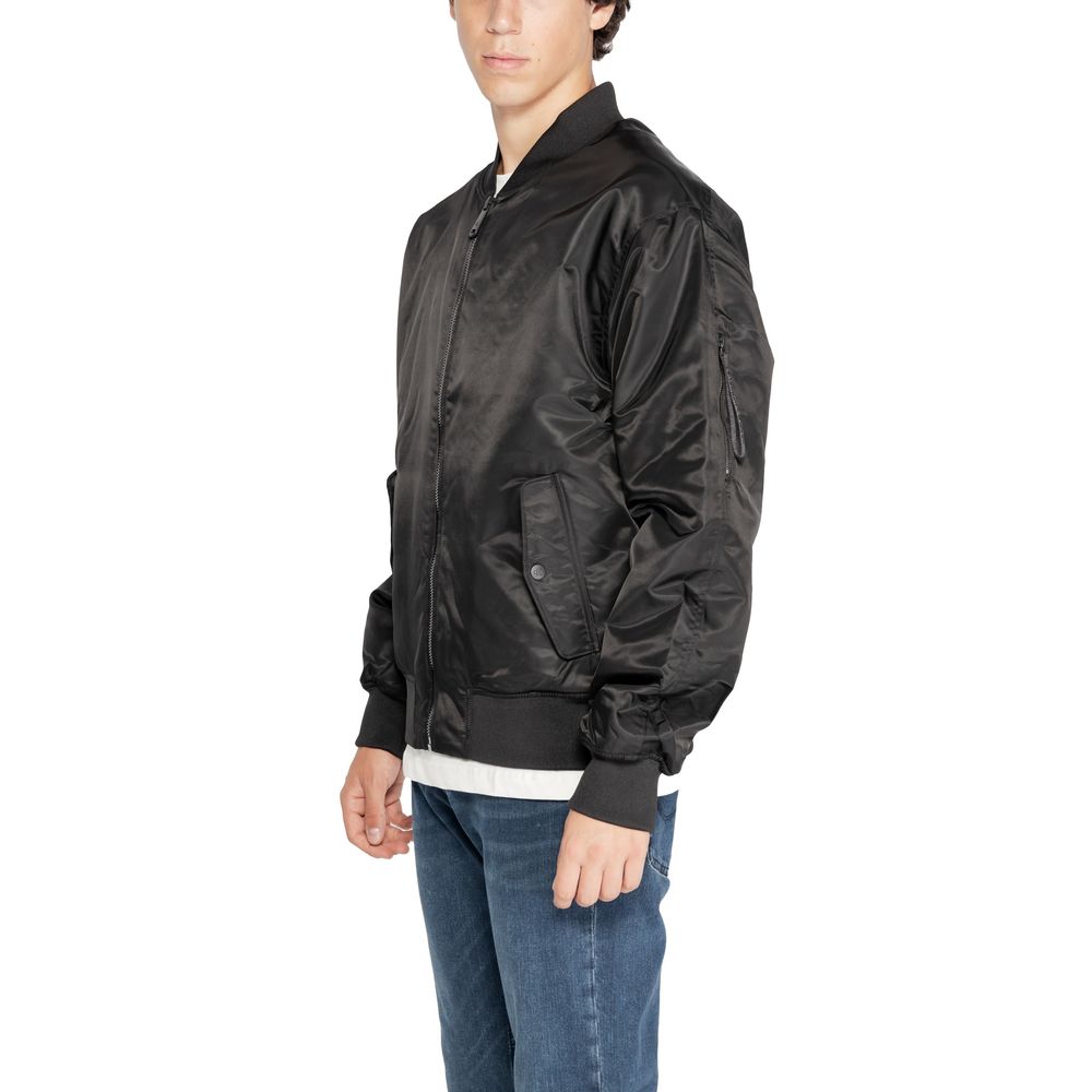 Calvin Klein Jeans Schwarze Polyamid-Jacken &amp