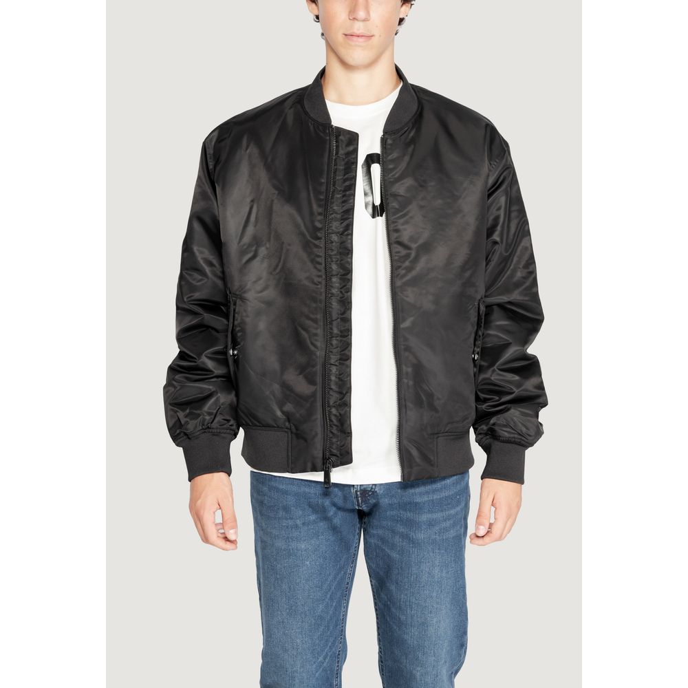 Calvin Klein Jeans Schwarze Polyamid-Jacken &amp