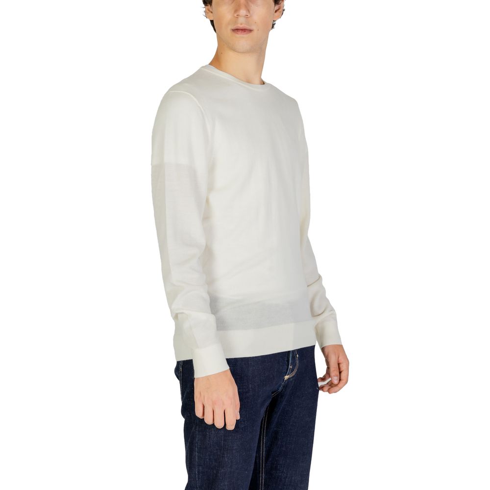 Calvin Klein Creme Sportbekleidung aus recycelter Wolle