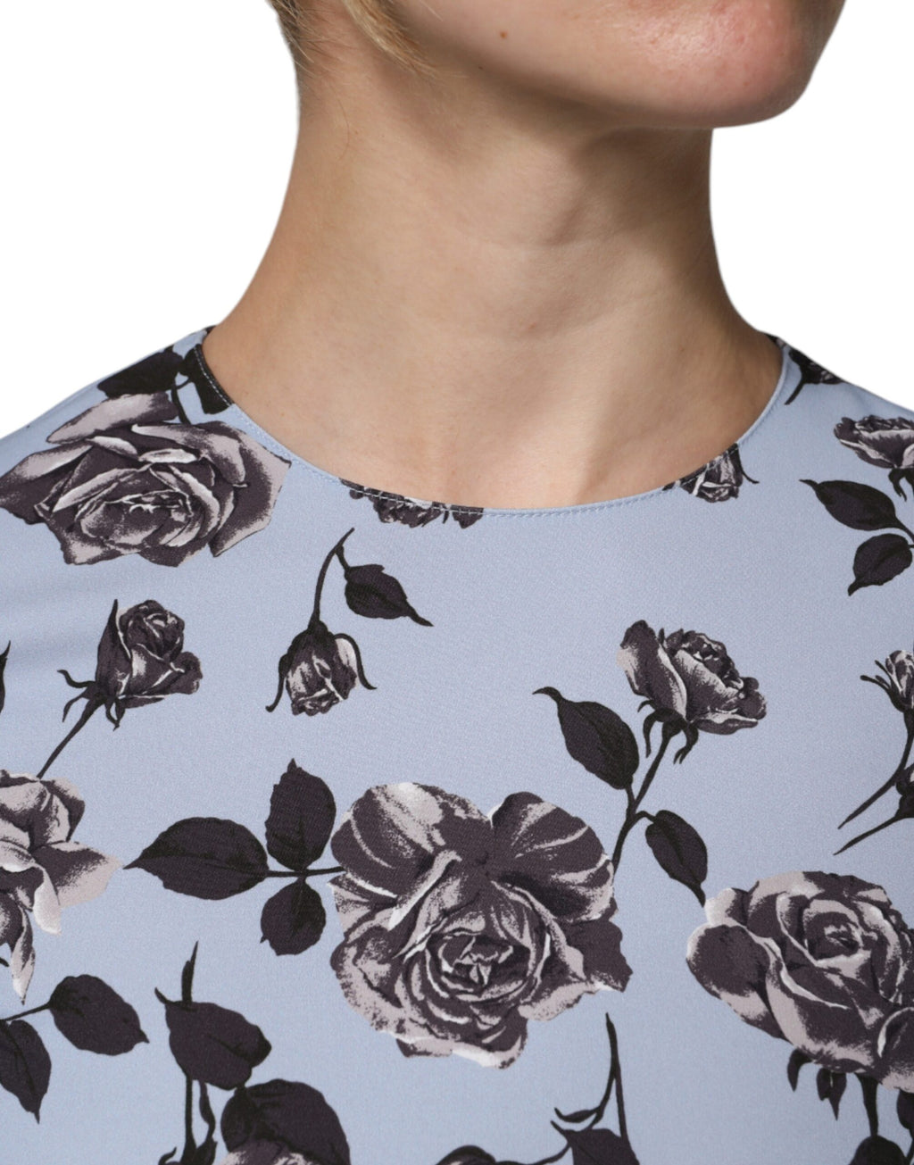 Valentino Hellblaues geblümtes Minikleid mit langen Ärmeln und A-Linie