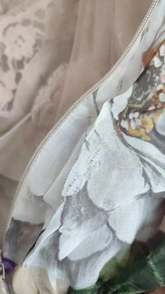 Dolce & Gabbana Beigefarbenes ärmelloses Minikleid in A-Linie mit Blumenmuster