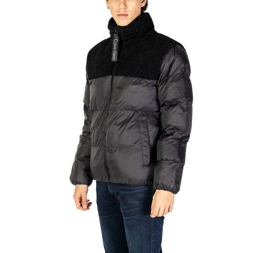 Calvin Klein Jeans Schwarze Jacken aus recyceltem Polyester &amp