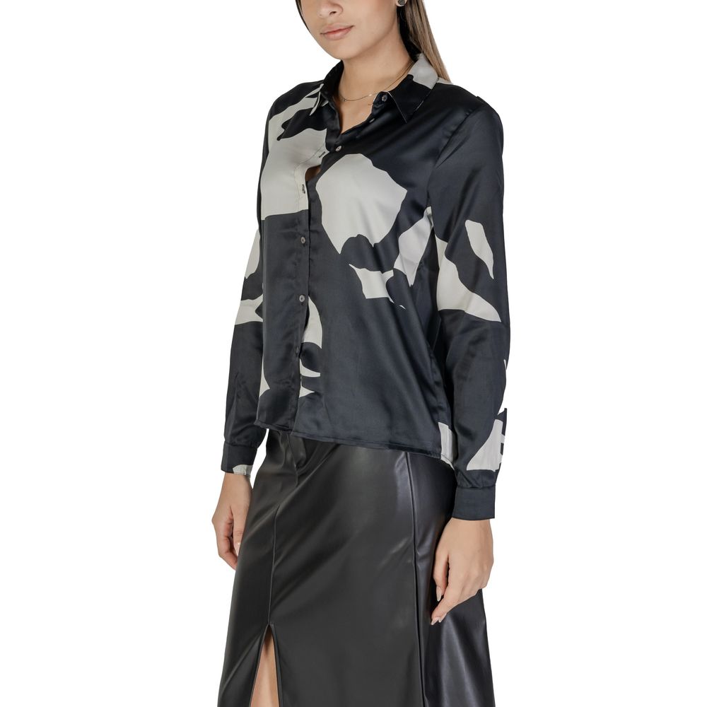 Only Schwarze Bluse aus recyceltem Polyester