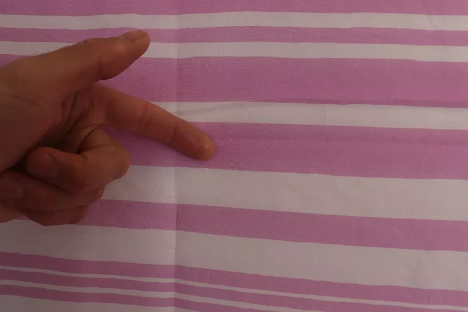 Dolce & Gabbana Rosa-weiß gestreifter Cannes-Wickeltuch-Schal