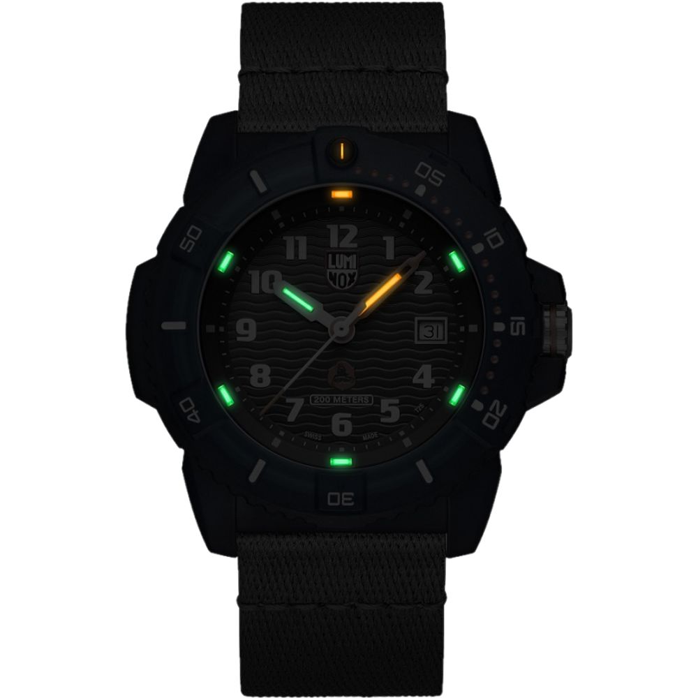 Luminox Sportliche Nylon-Uhr in Grau