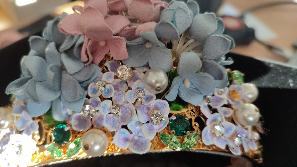 Dolce & Gabbana Gold Kristall Lila Hortensia Stirnband Krone Diadem