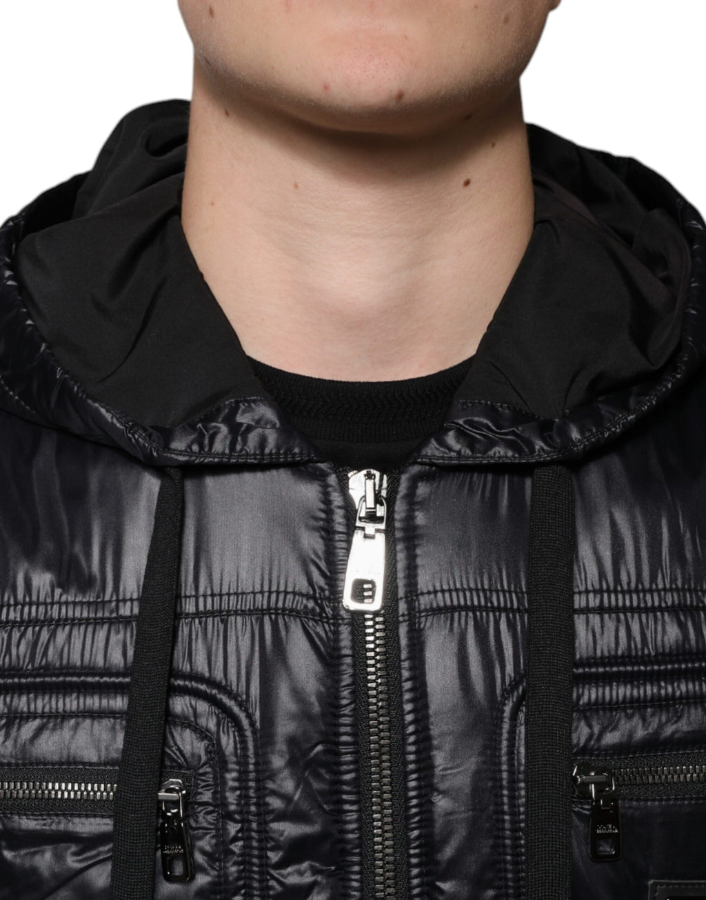 Dolce & Gabbana Schwarze Nylon Blousonjacke mit Kapuze und Reißverschluss