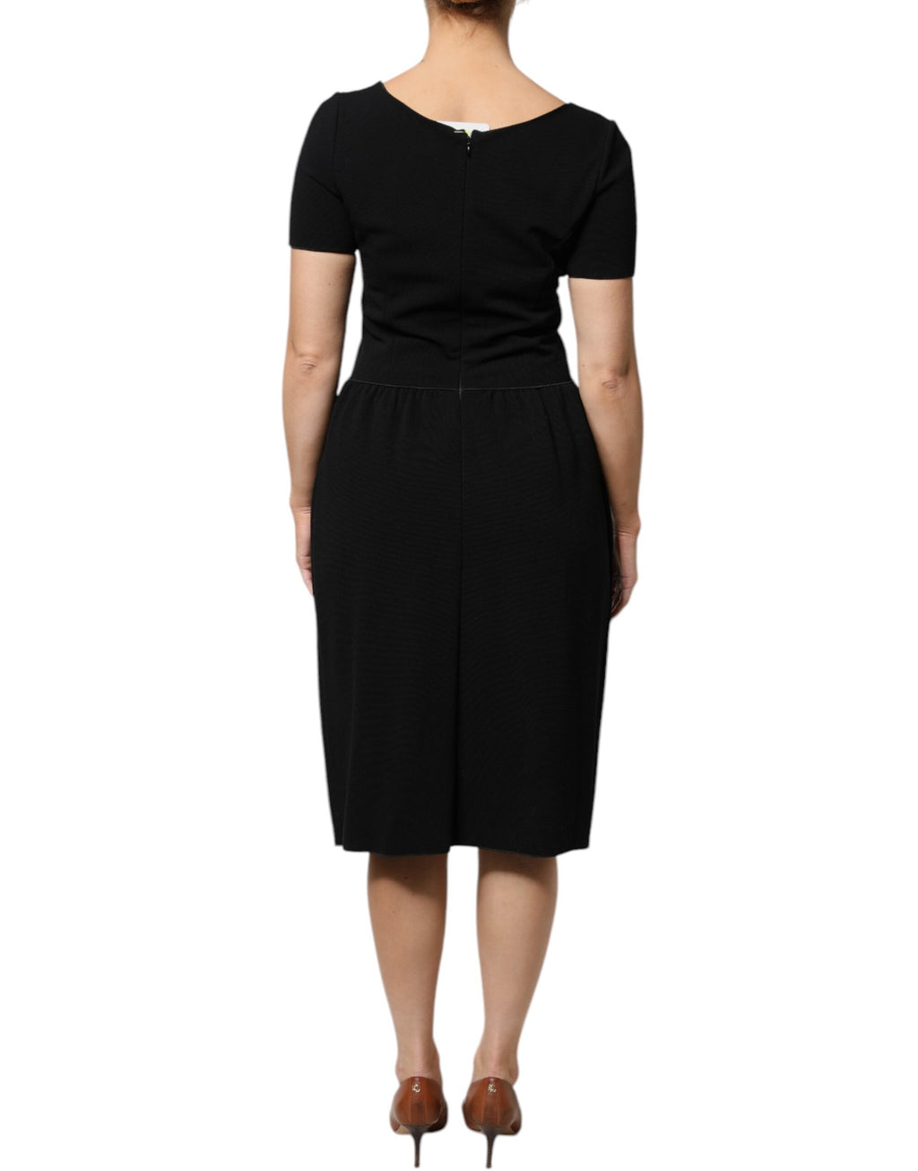 Emporio Armani Schwarzes Viskosekleid mit kurzen Ärmeln und Midikleid